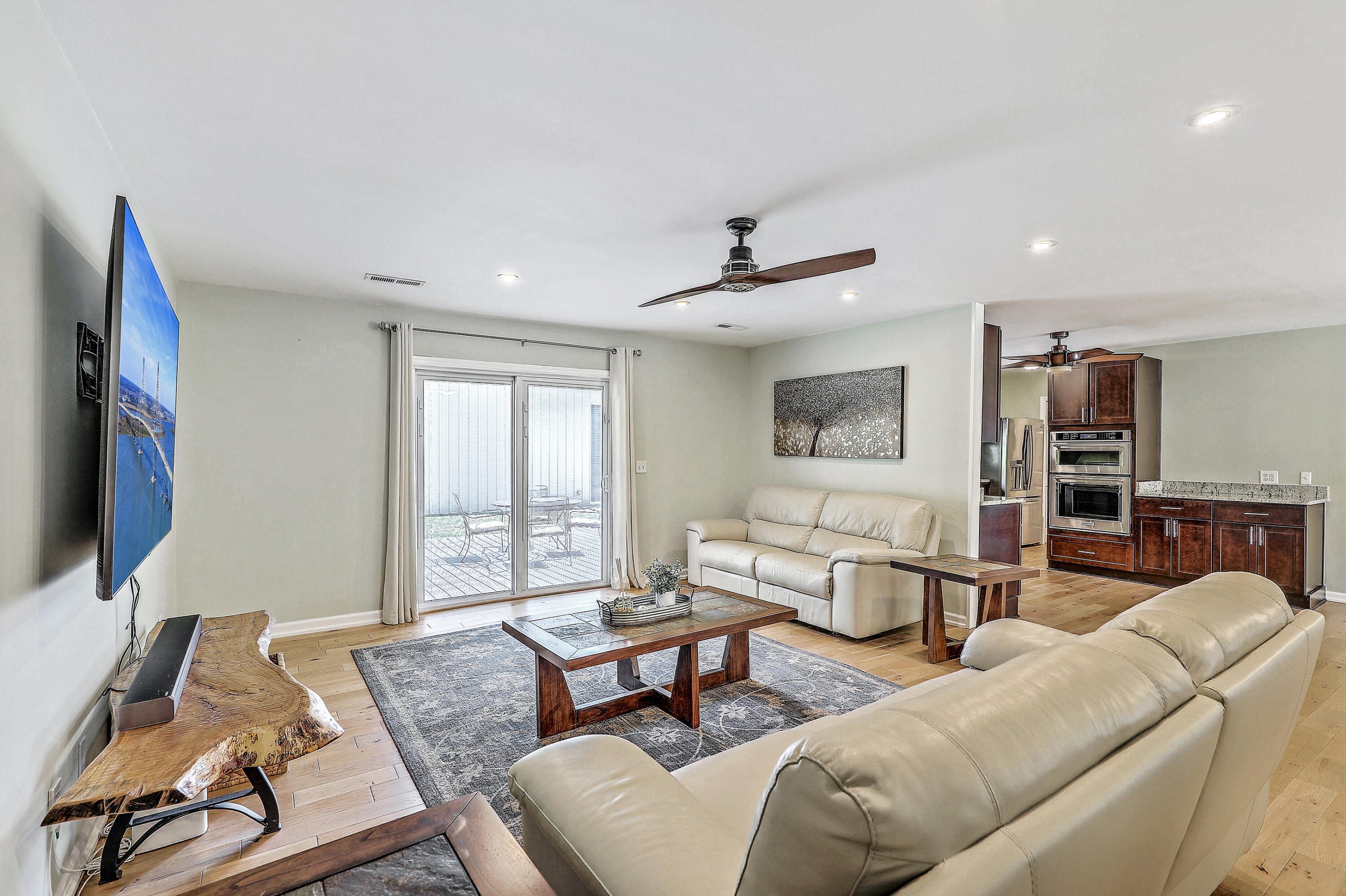 1288 Old Colony Road