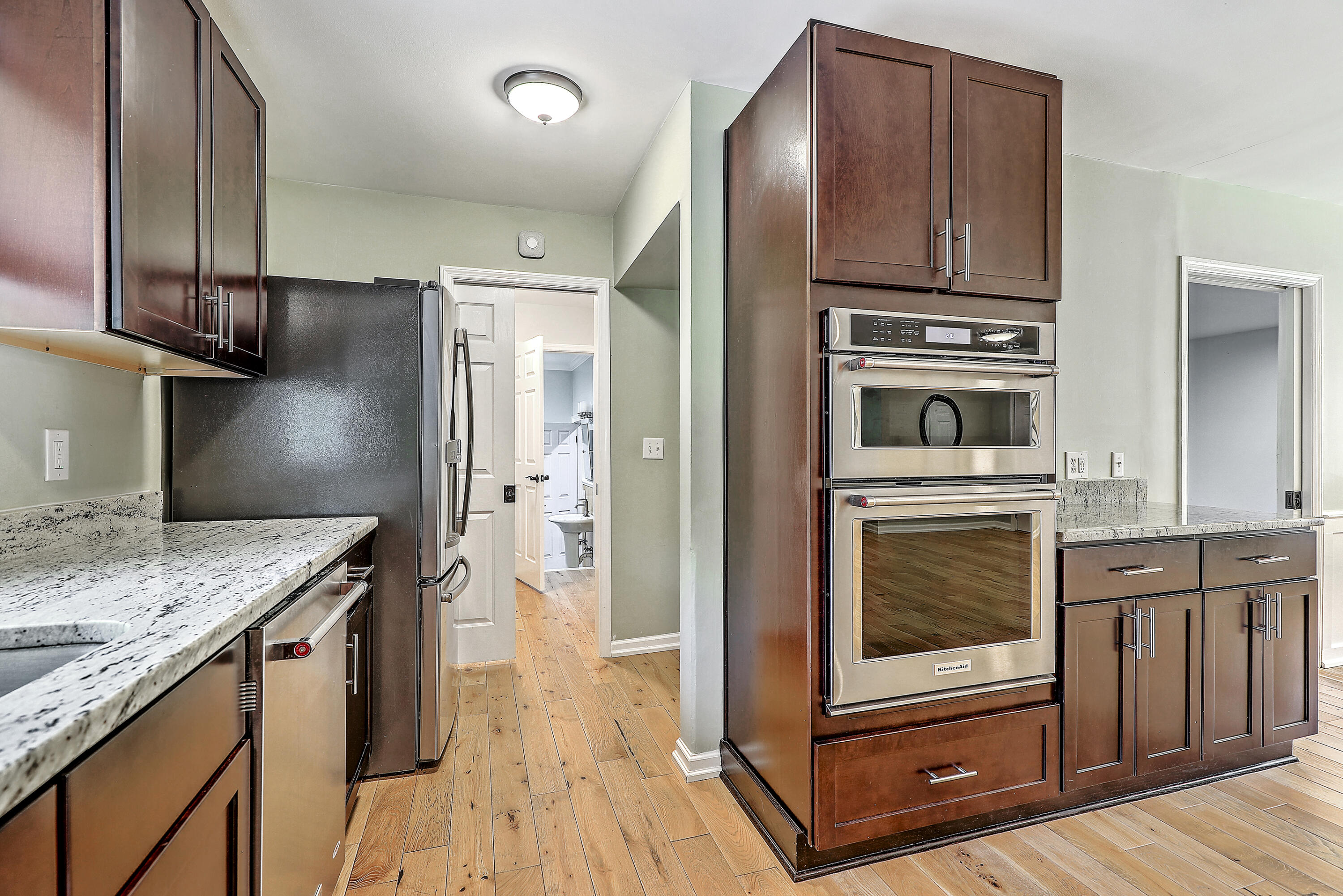 1288 Old Colony Road