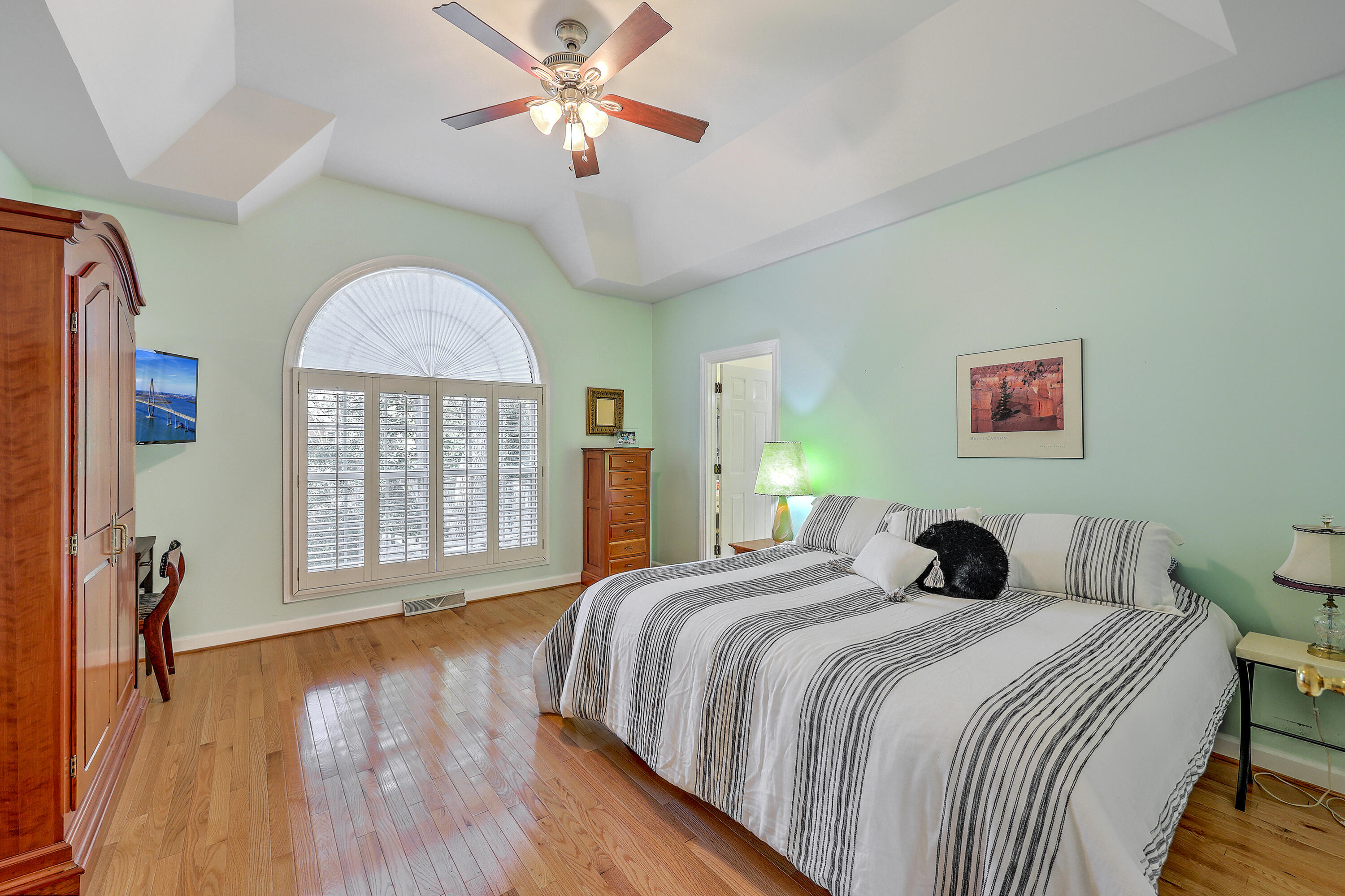 4241 Persimmon Woods Drive