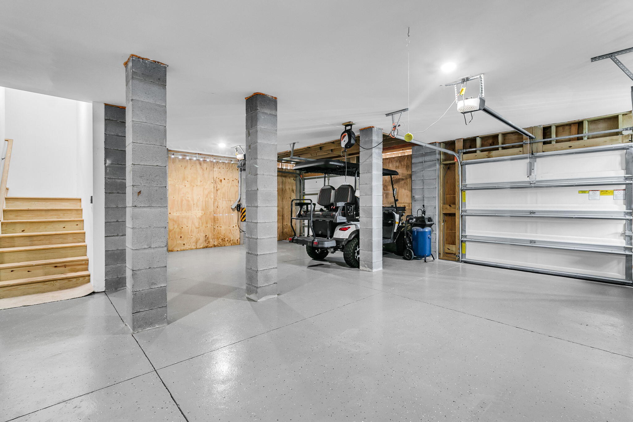 1108 Oak Bluff Avenue