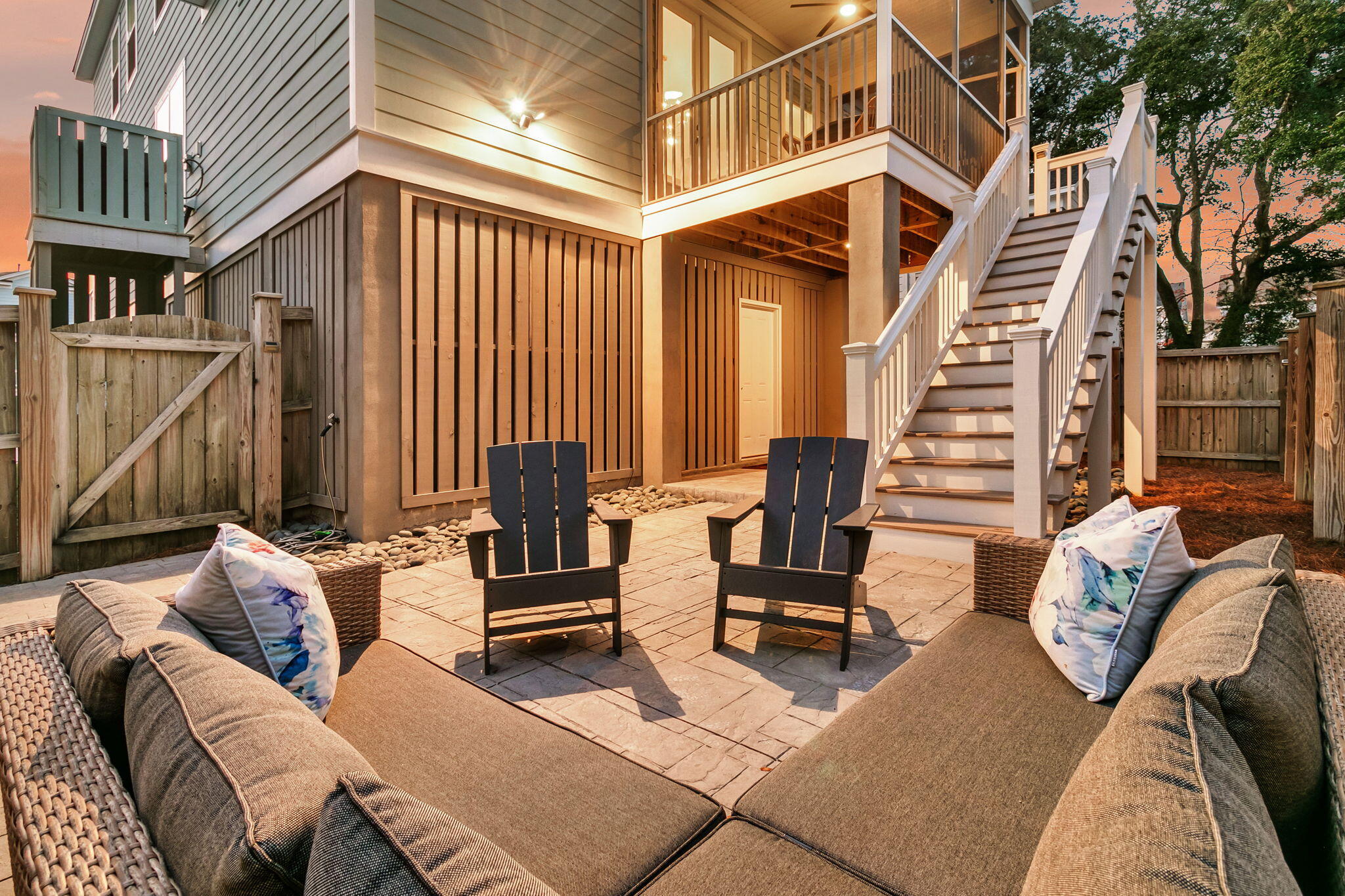 1108 Oak Bluff Avenue