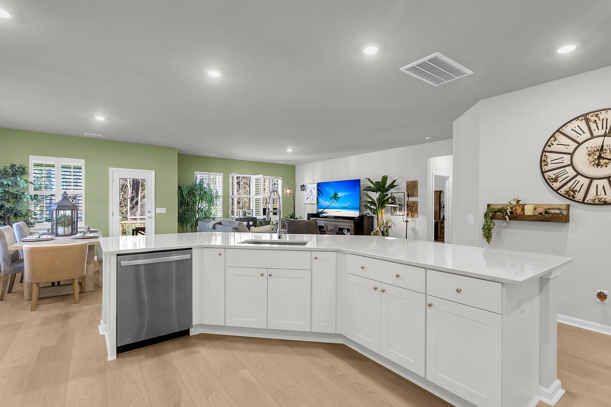 1265 Spotflower Street