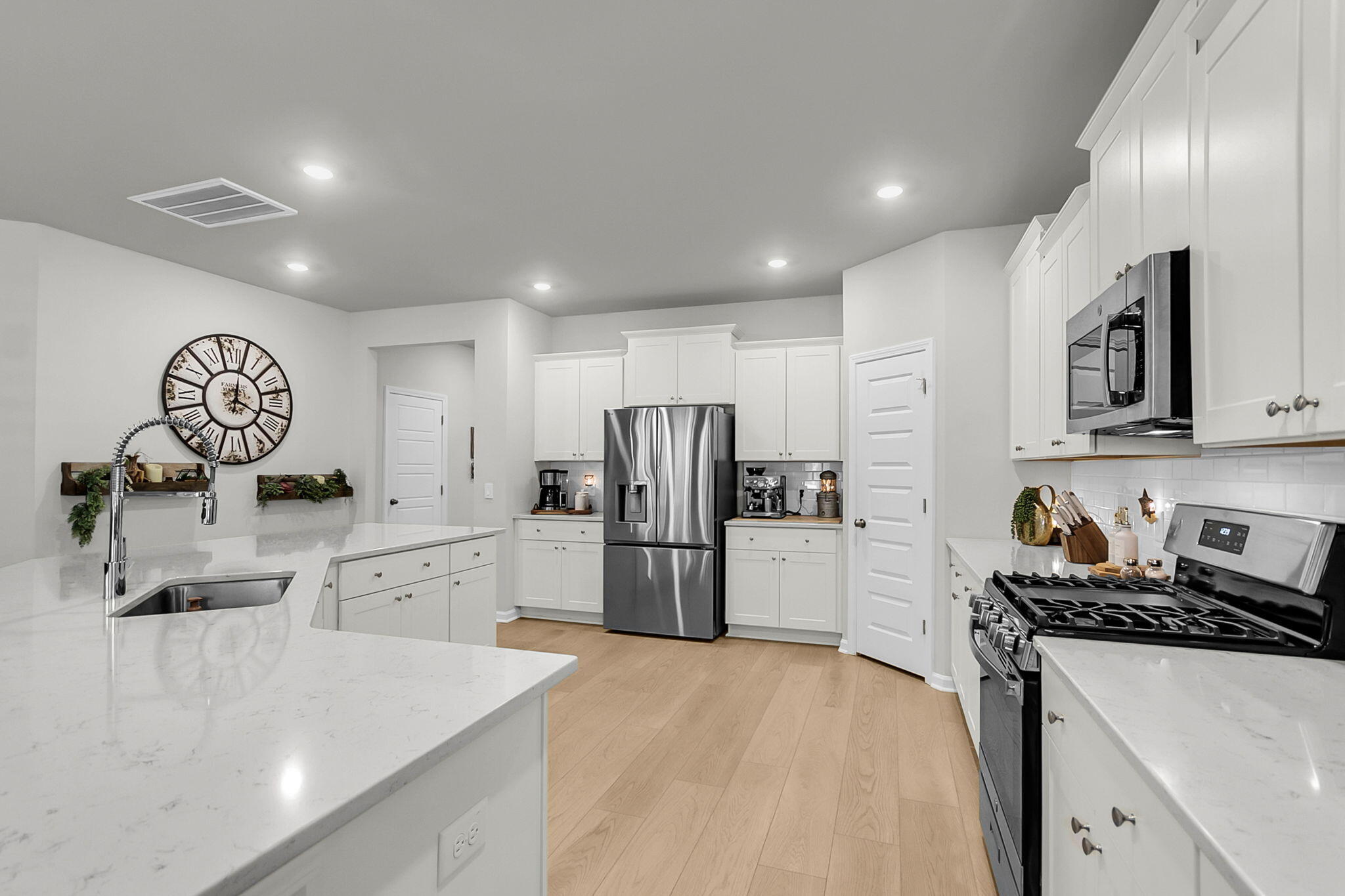 1265 Spotflower Street