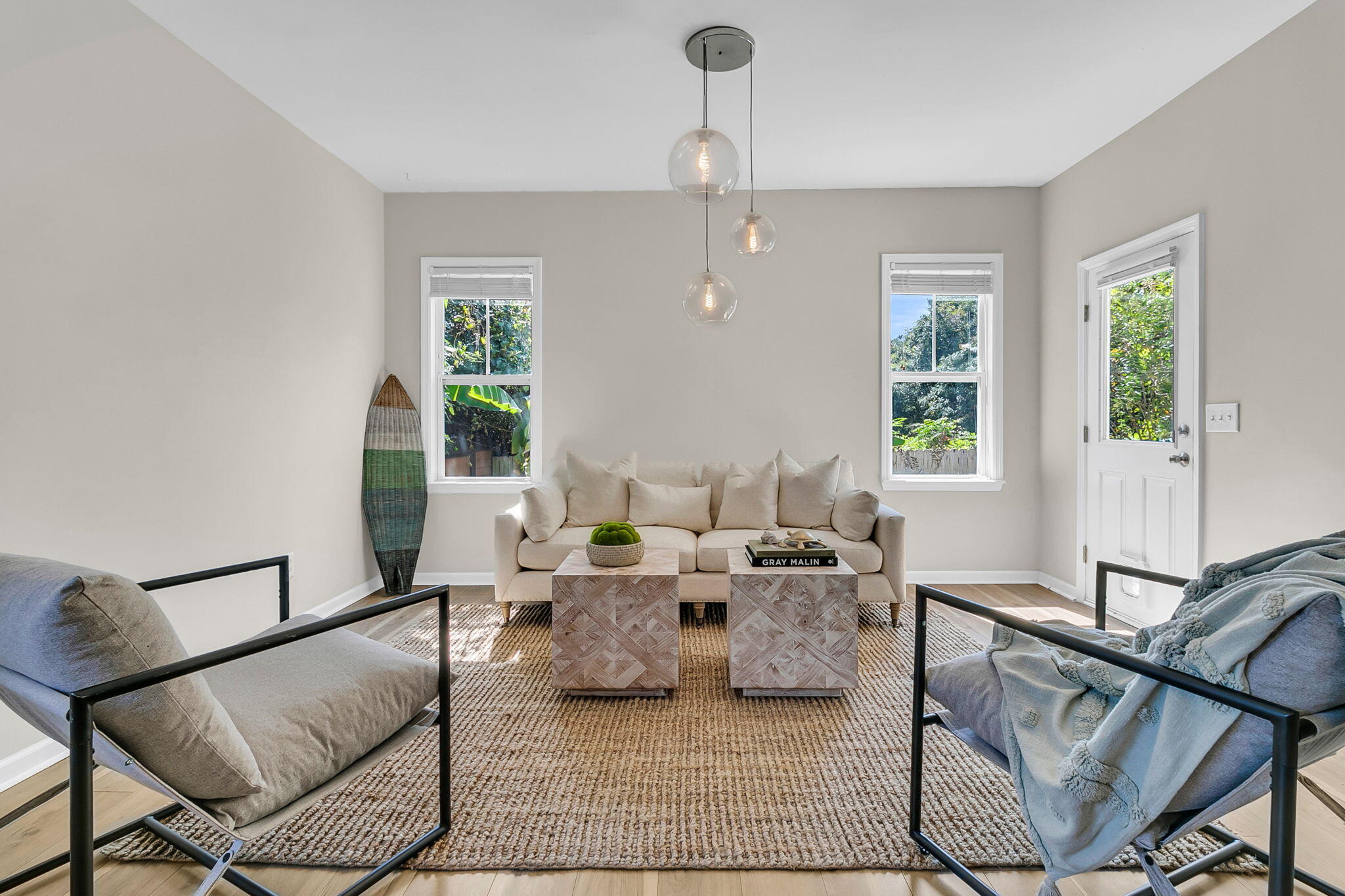 1493 Little Rock Boulevard