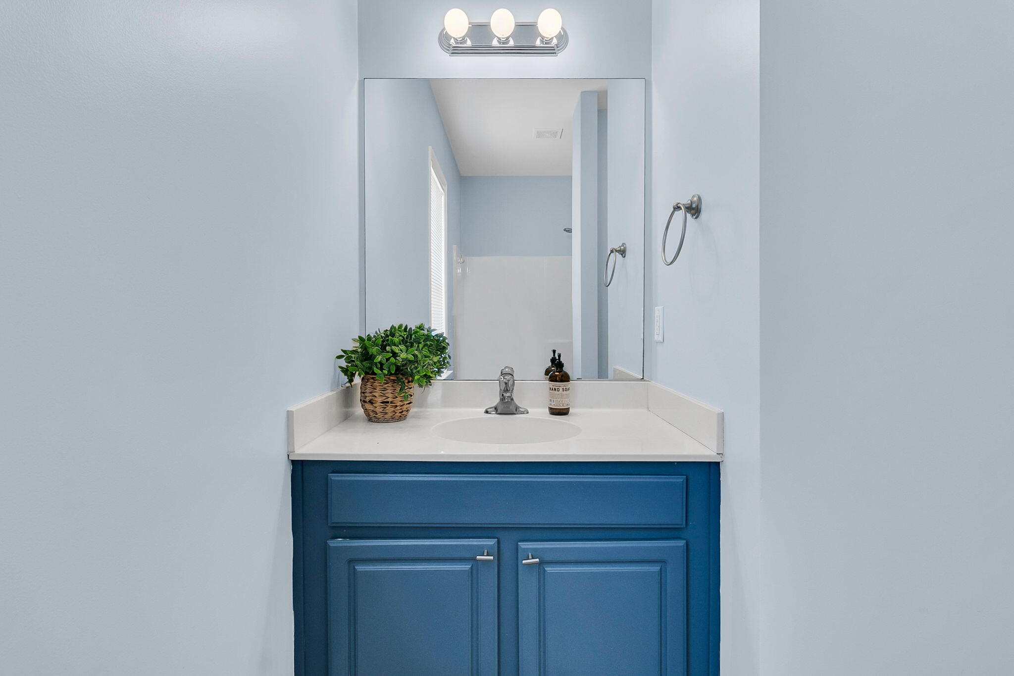 1493 Little Rock Boulevard