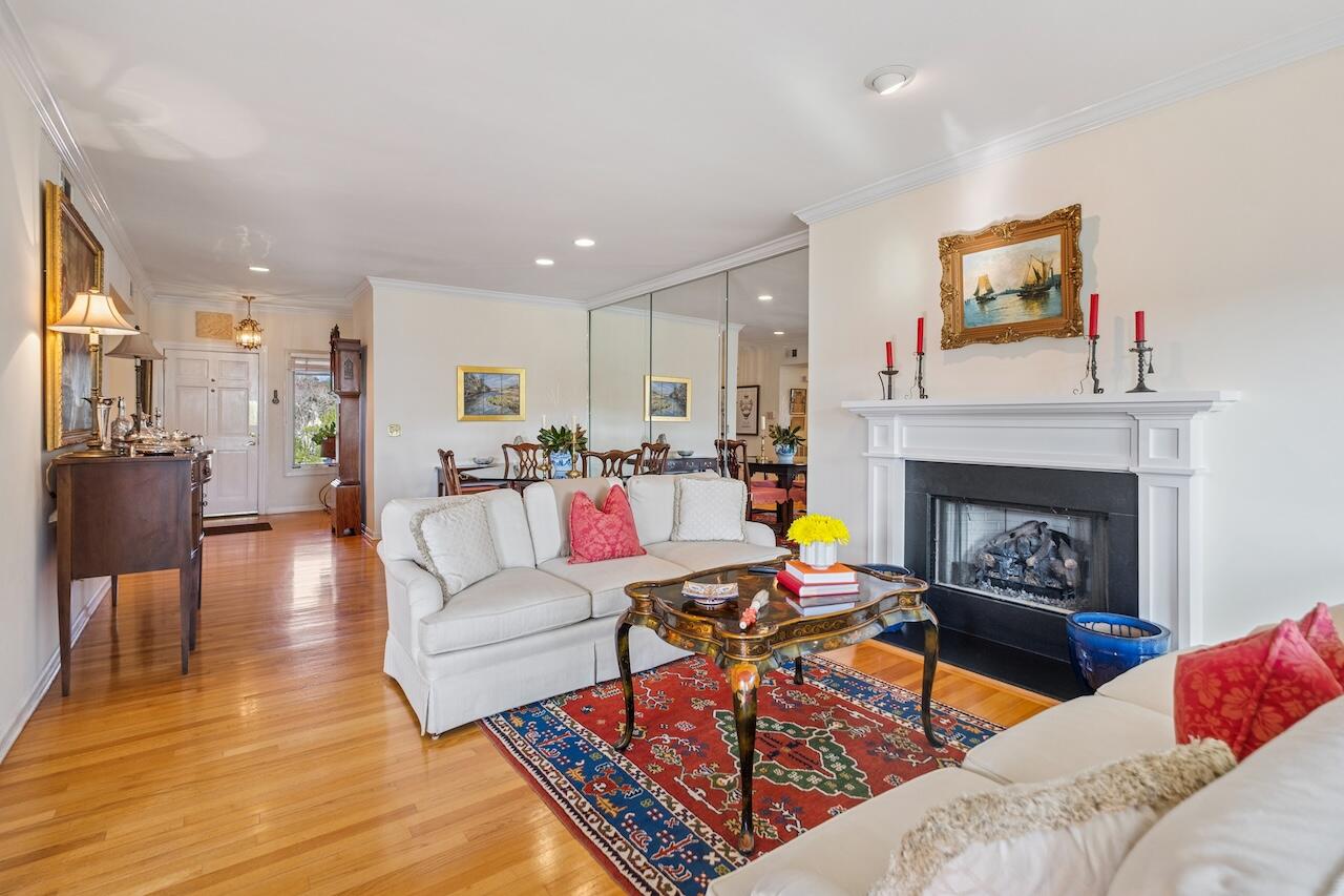 1551 Ben Sawyer Boulevard # J Unit: 5-J