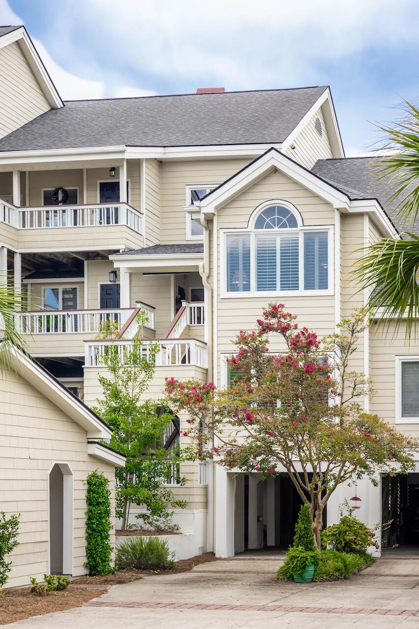 1551 Ben Sawyer Boulevard # J Unit: 5-J