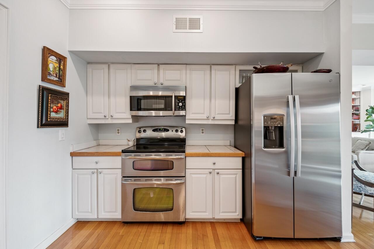 1551 Ben Sawyer Boulevard # J Unit: 5-J