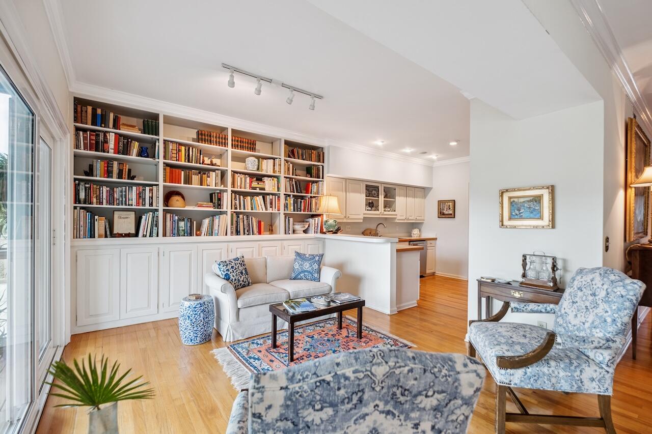 1551 Ben Sawyer Boulevard # J Unit: 5-J