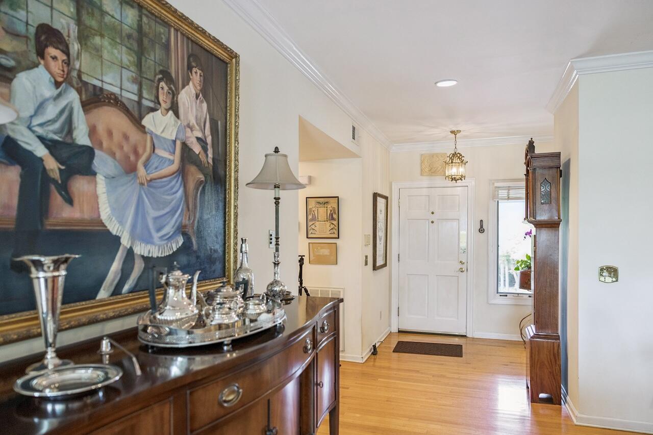 1551 Ben Sawyer Boulevard # J Unit: 5-J