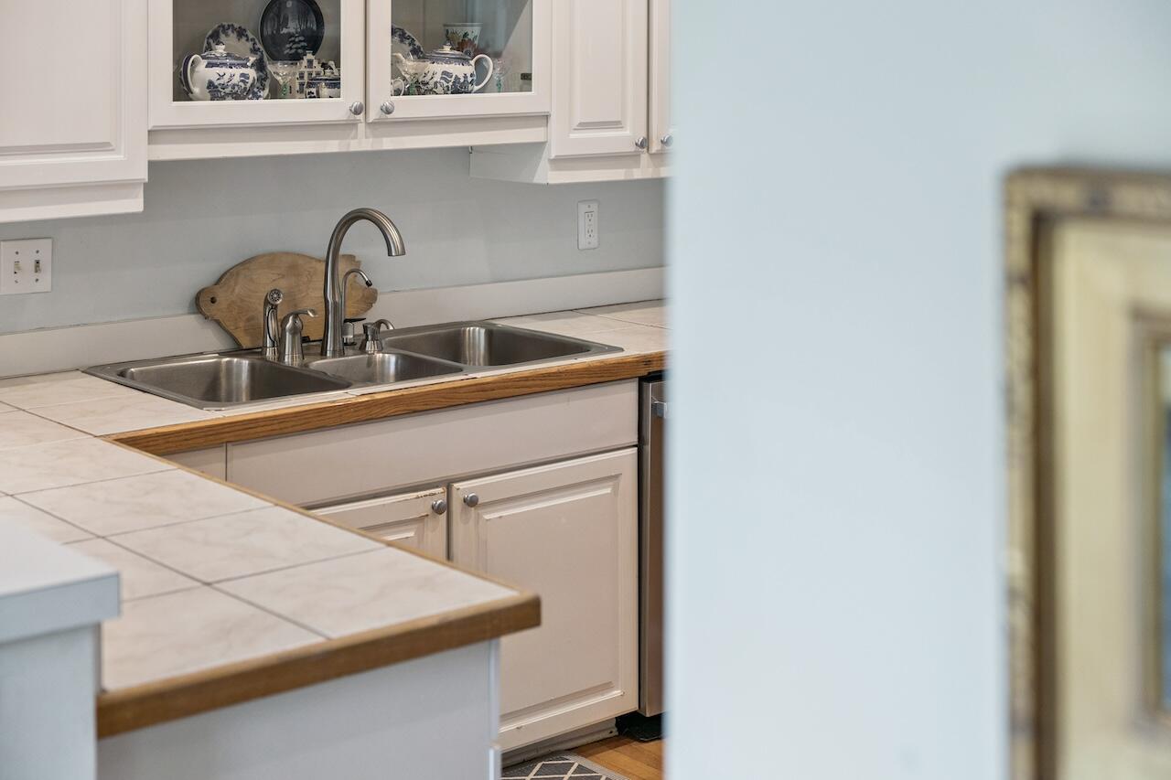 1551 Ben Sawyer Boulevard # J Unit: 5-J