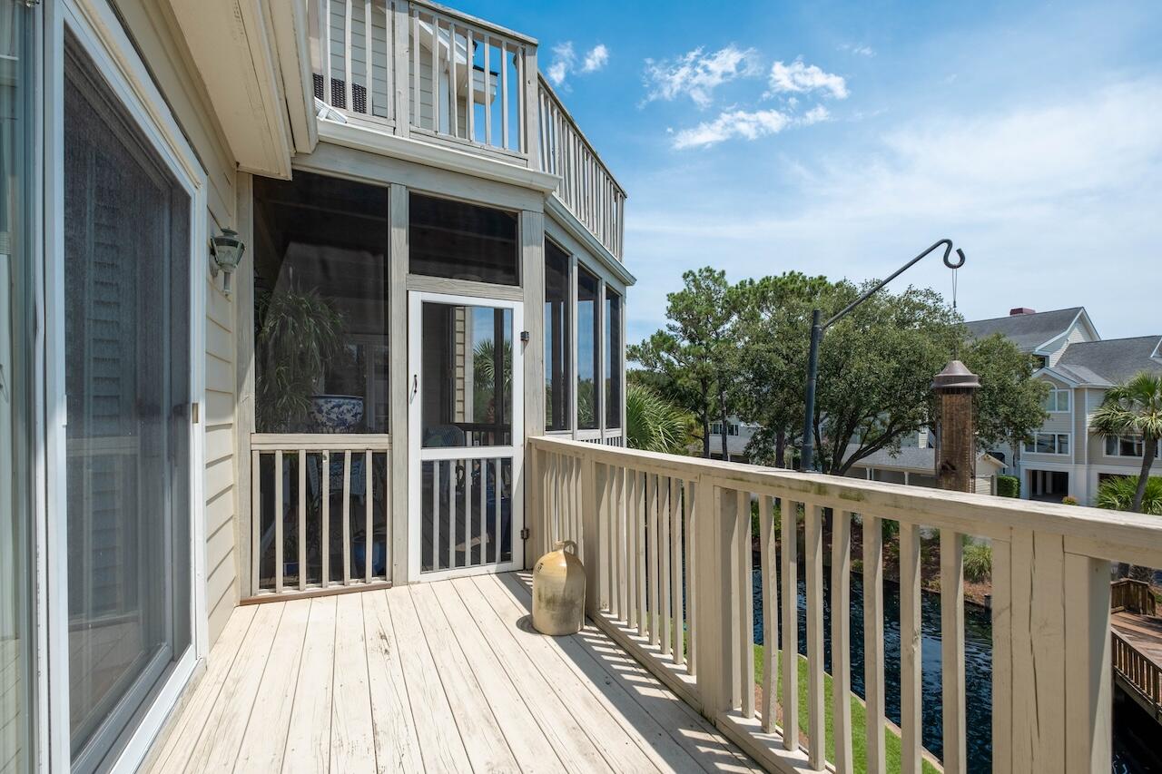 1551 Ben Sawyer Boulevard # J Unit: 5-J