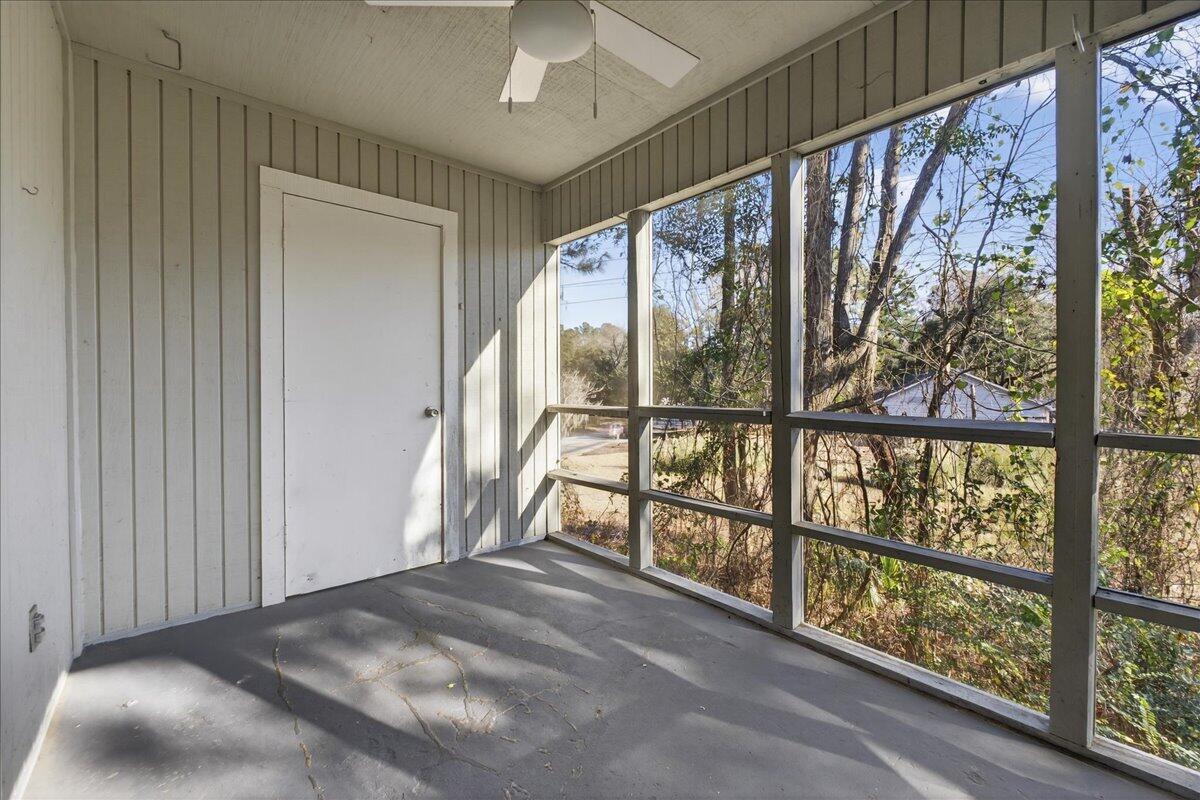 2741 Jobee Drive # 105