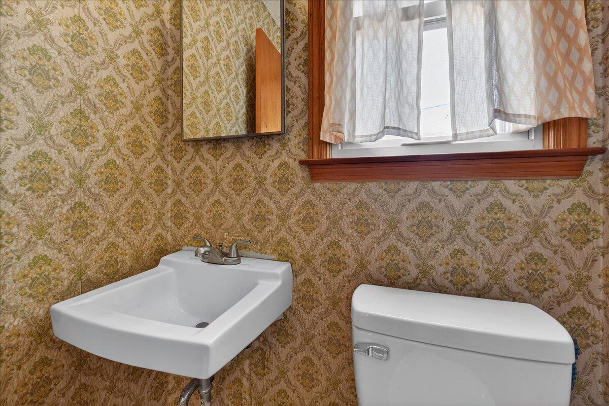 7737 Ovaldale Drive