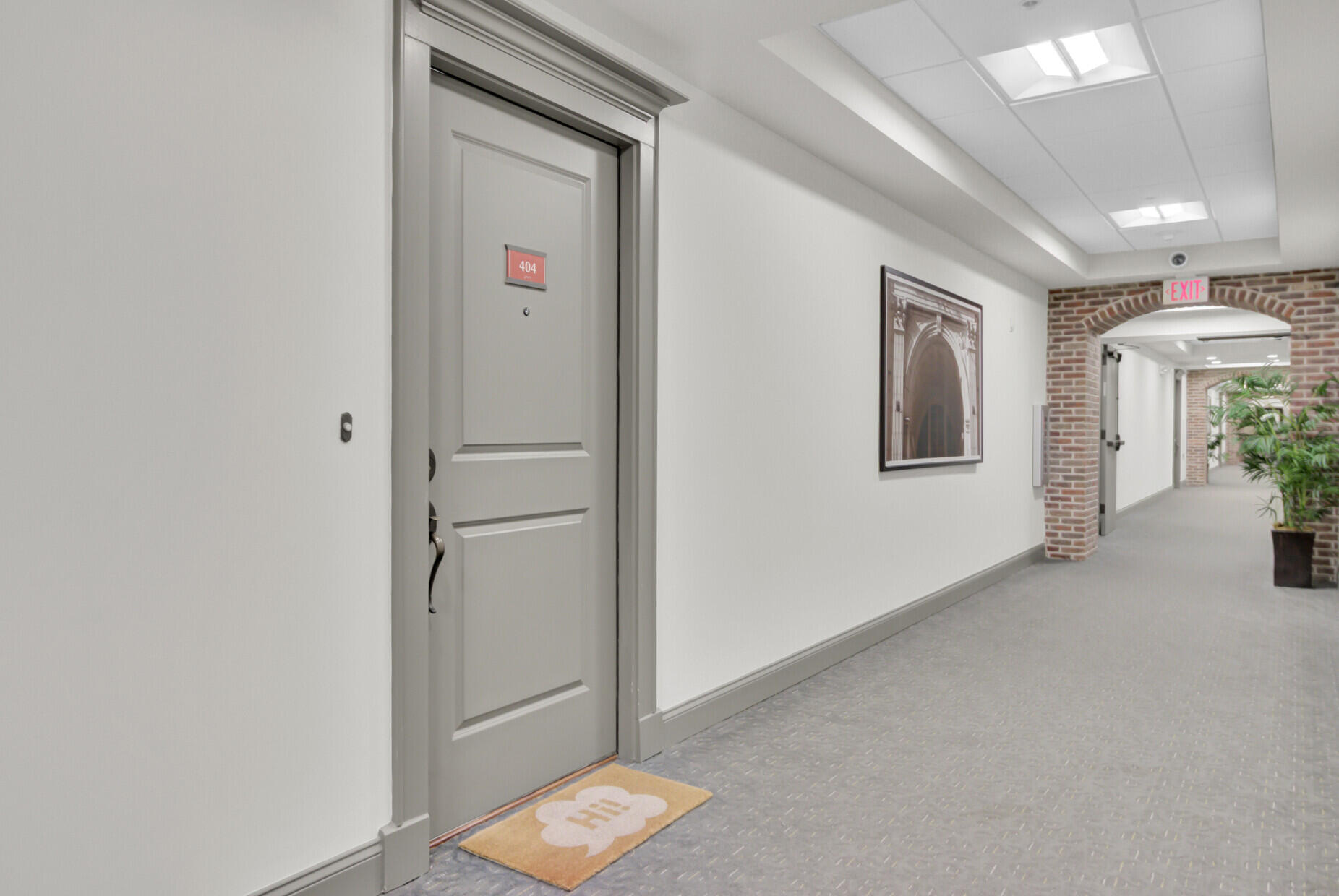 21 George Street # 404