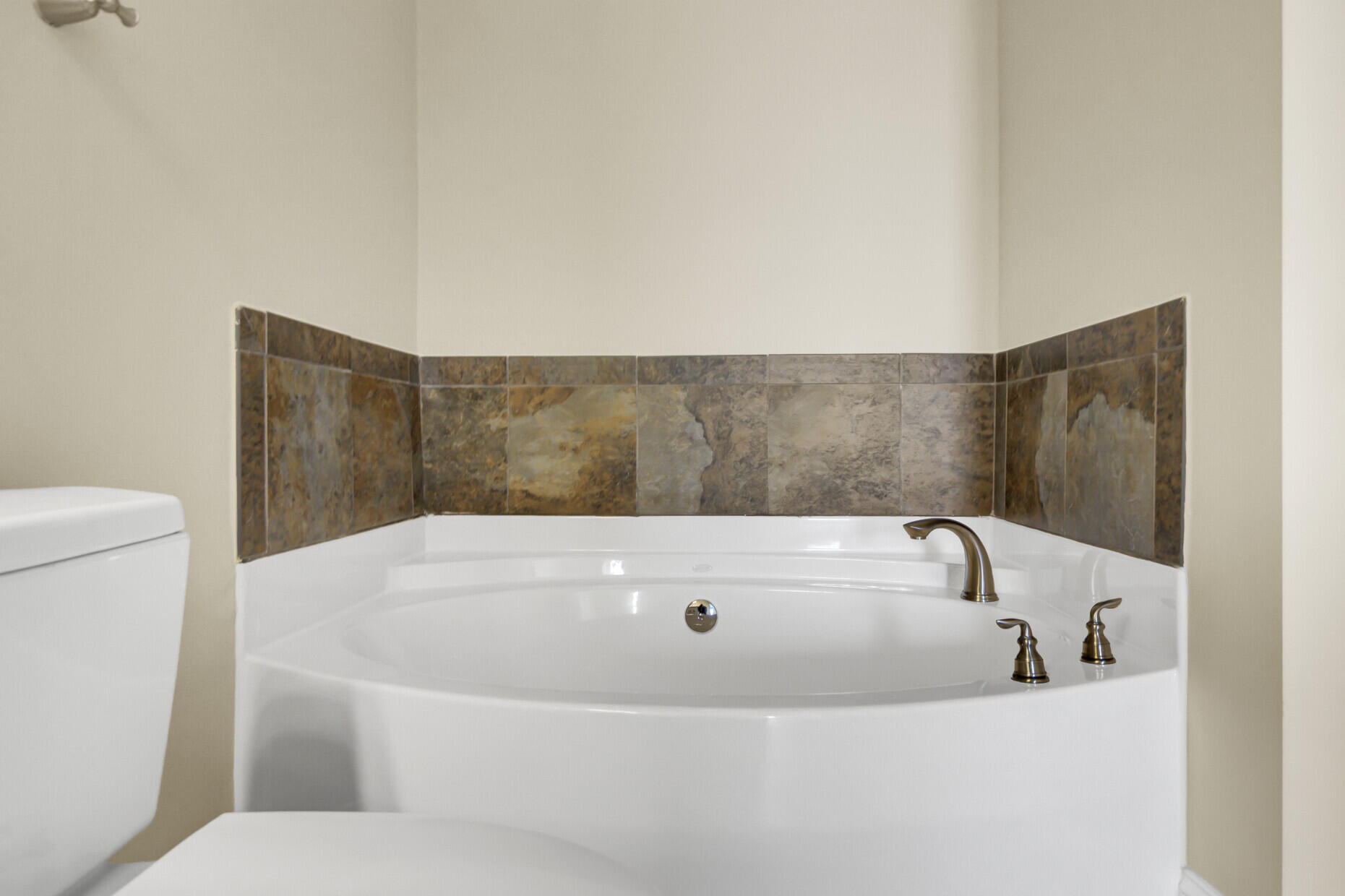 21 George Street # 404