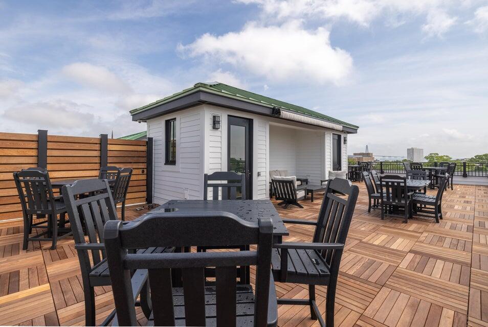 21 George Street # 404