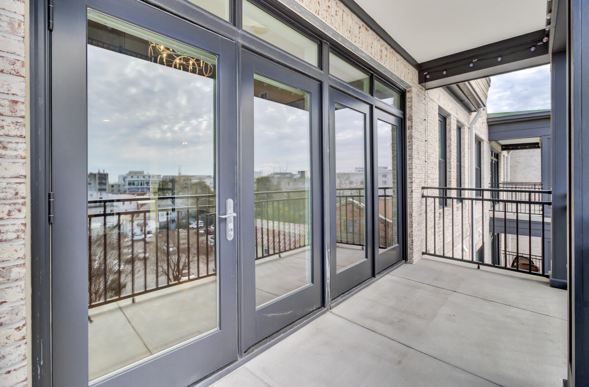 21 George Street # 404