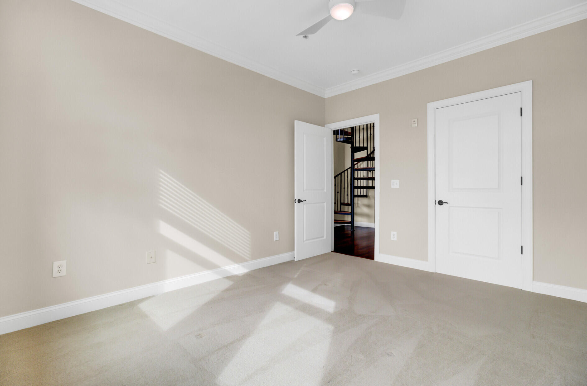 21 George Street # 404