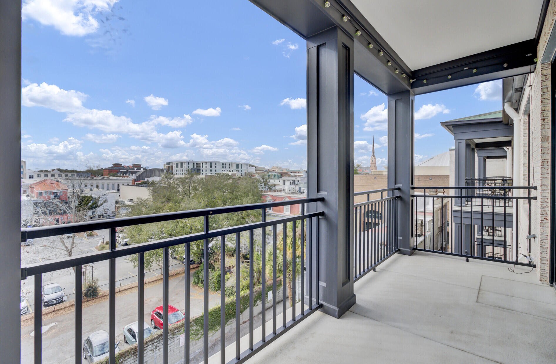 21 George Street # 404