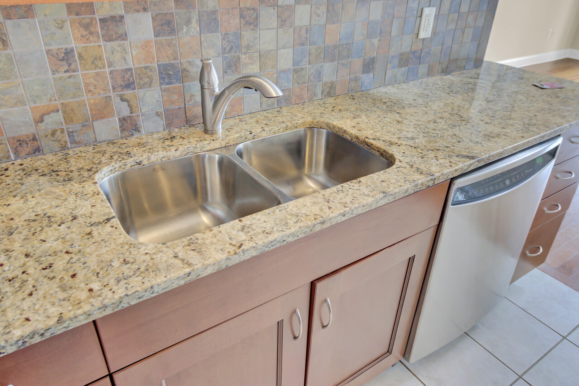 21 George Street # 404