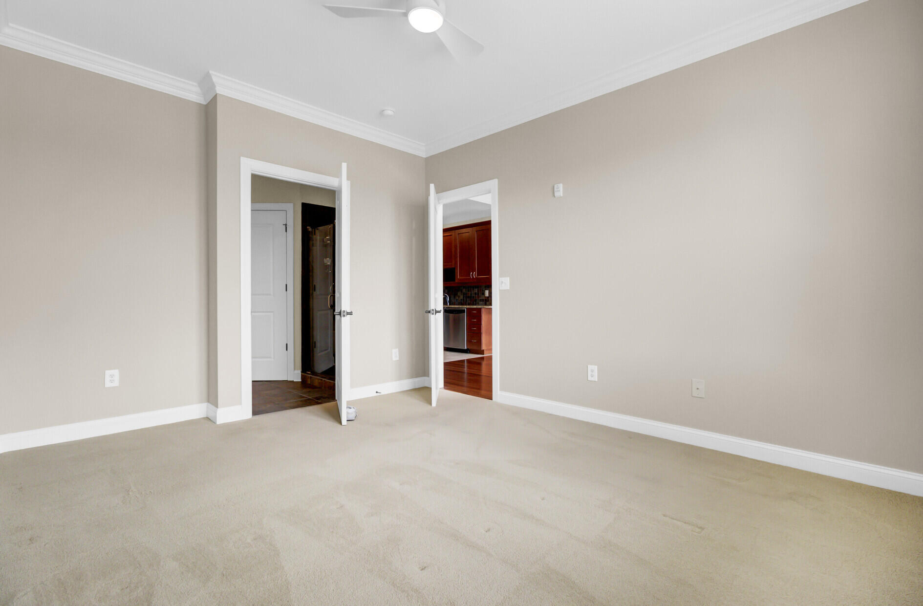 21 George Street # 404