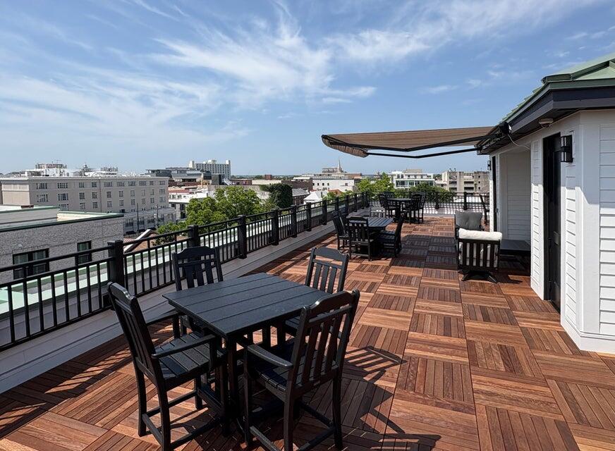 21 George Street # 404