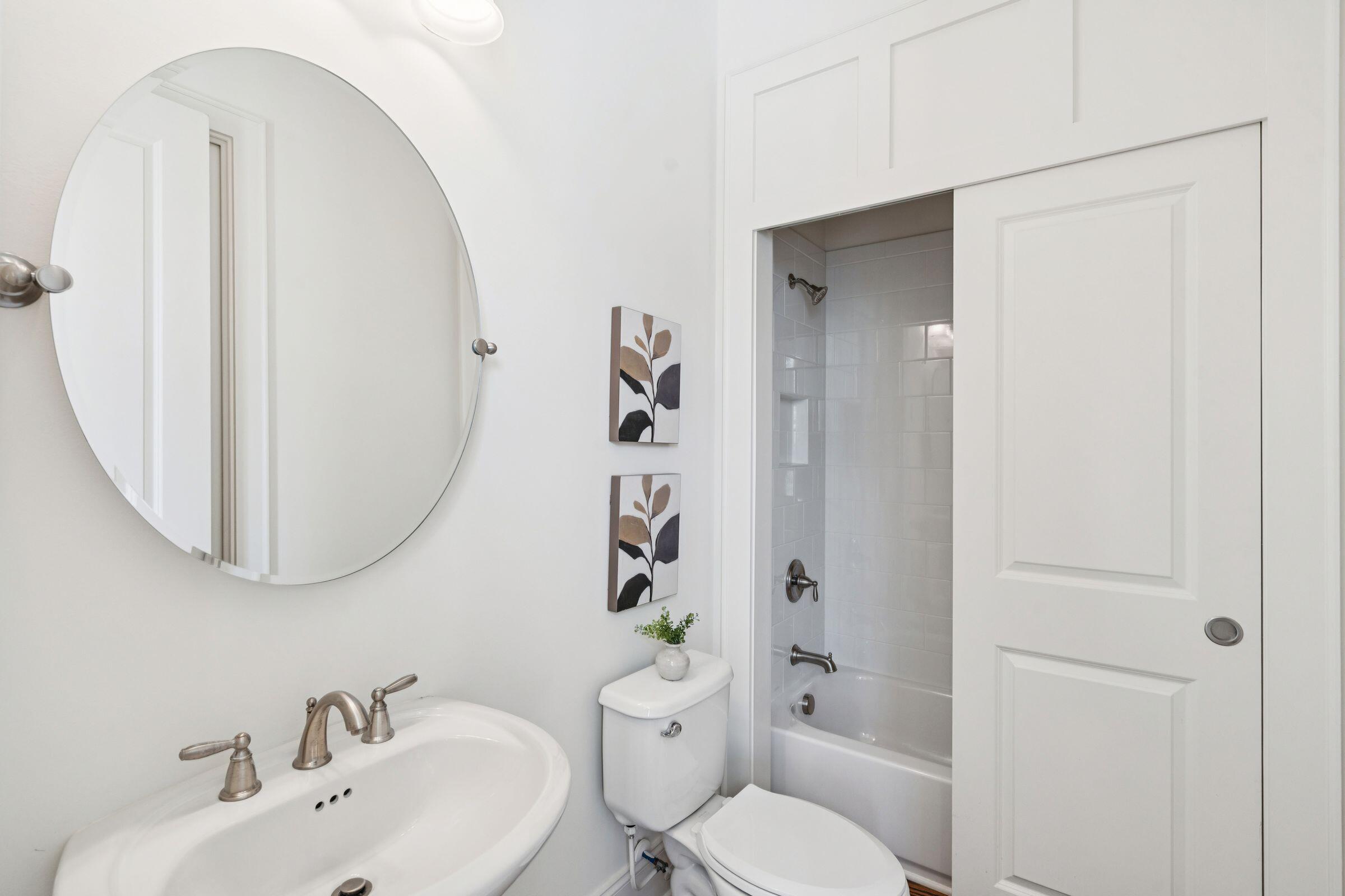 2516 Gatewood Street