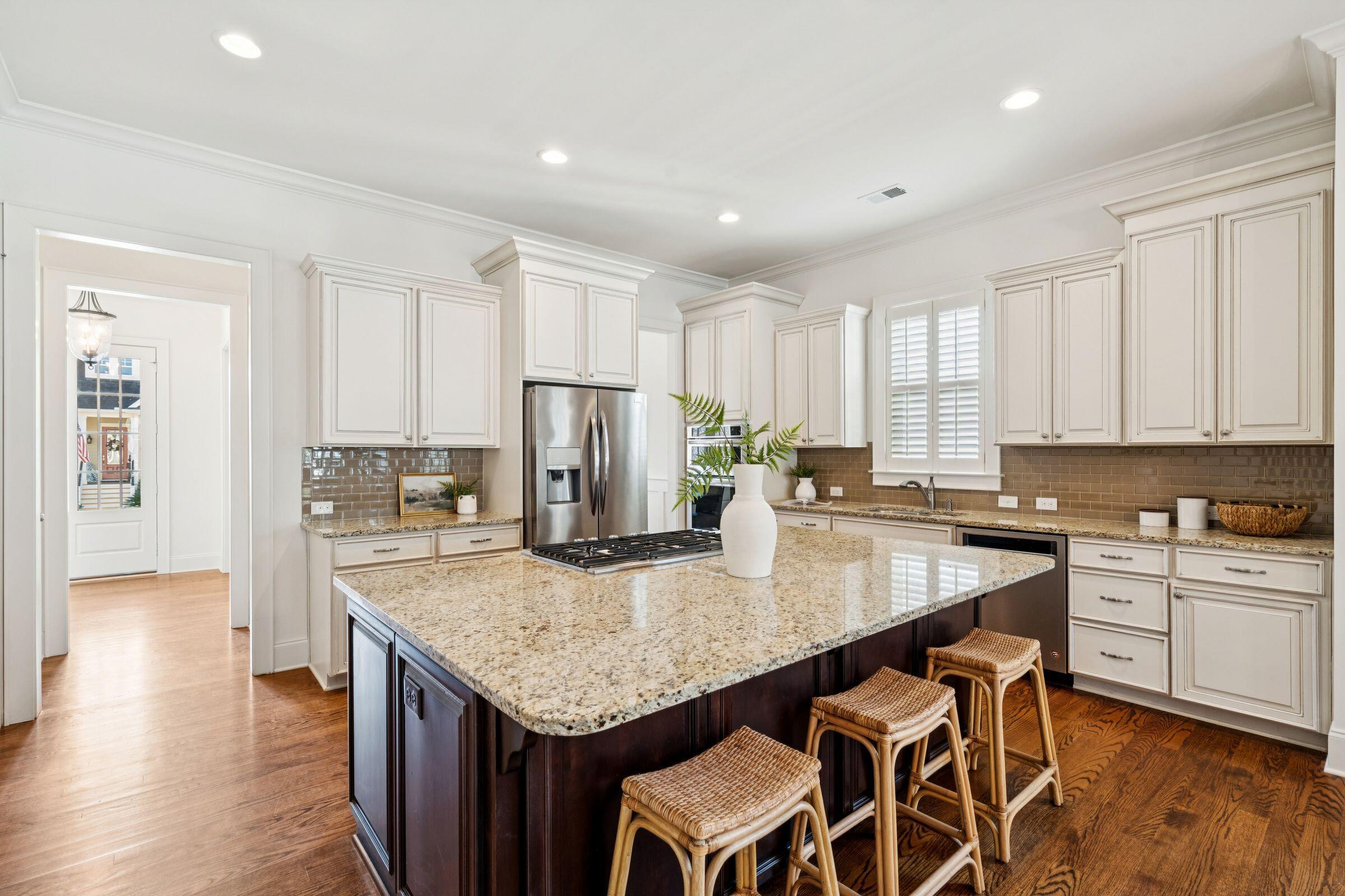 2516 Gatewood Street