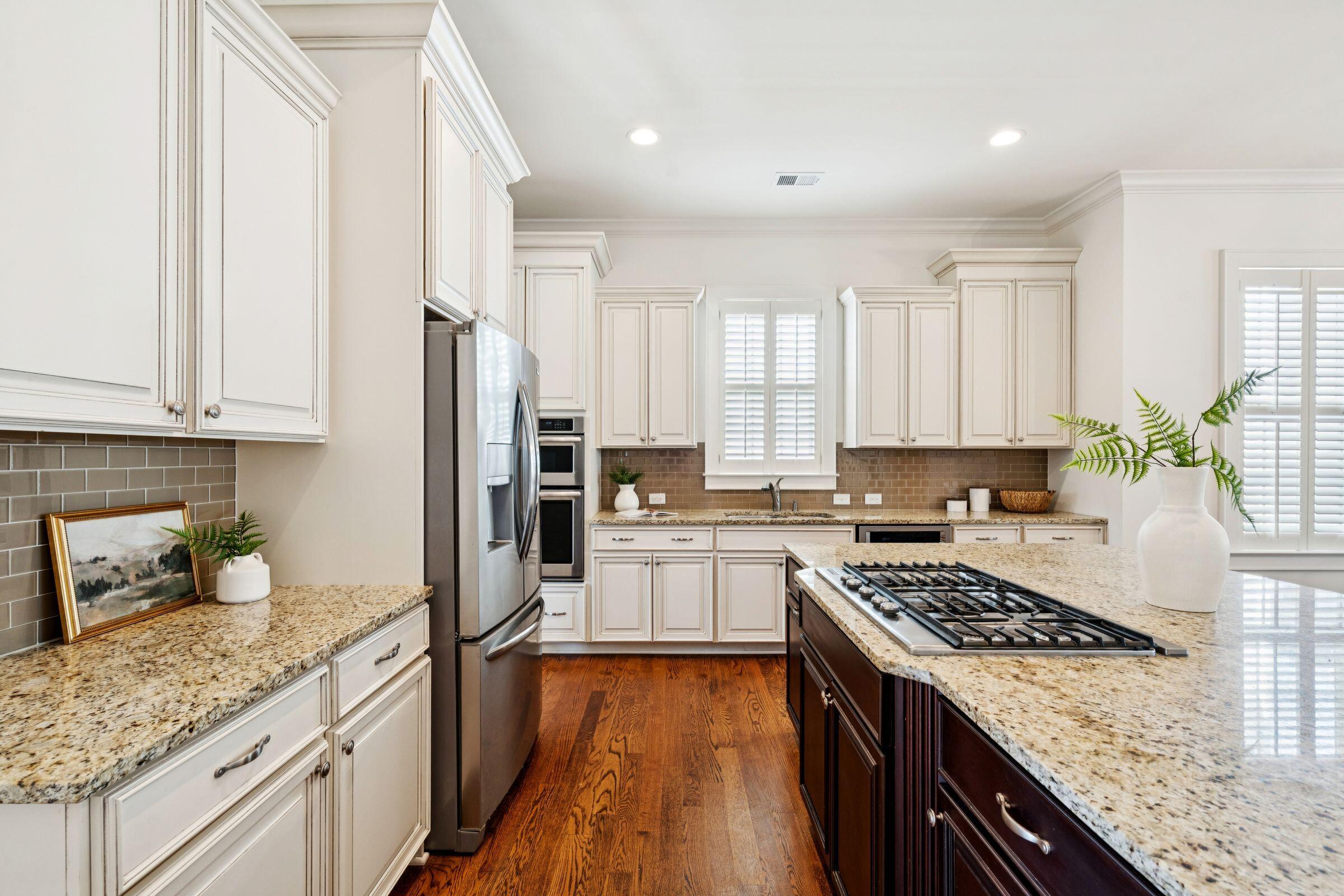 2516 Gatewood Street