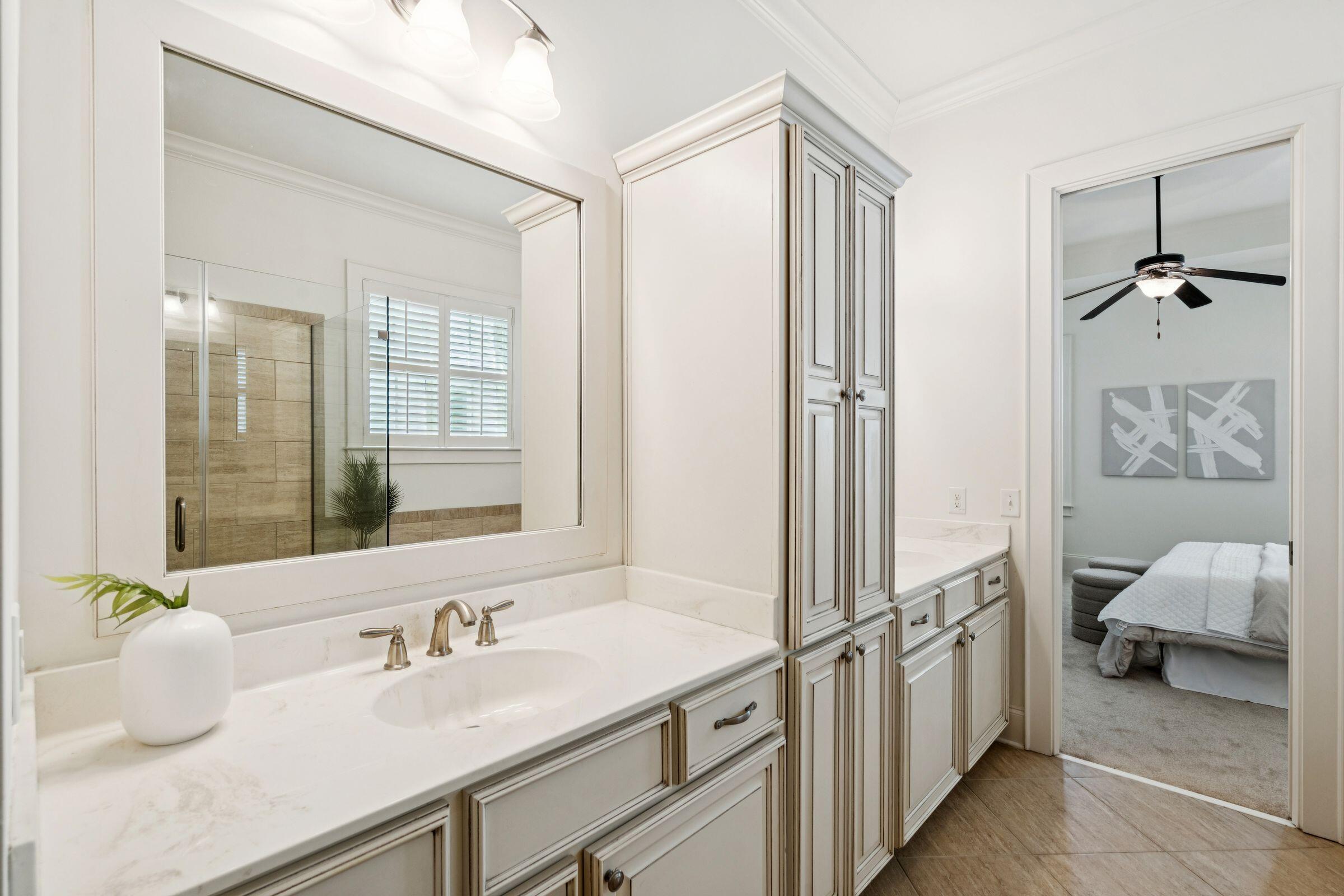 2516 Gatewood Street