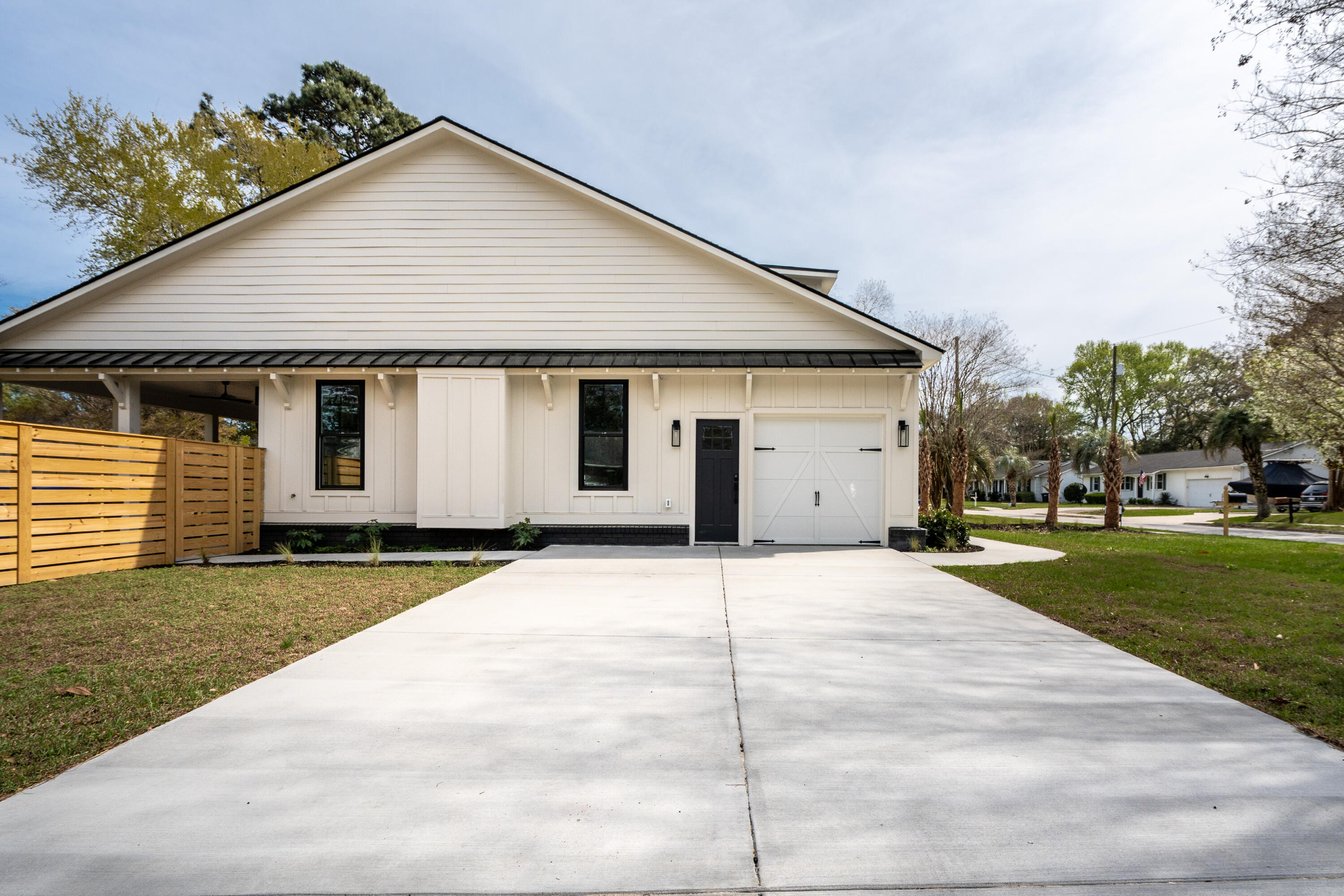 980 Cottingham Drive