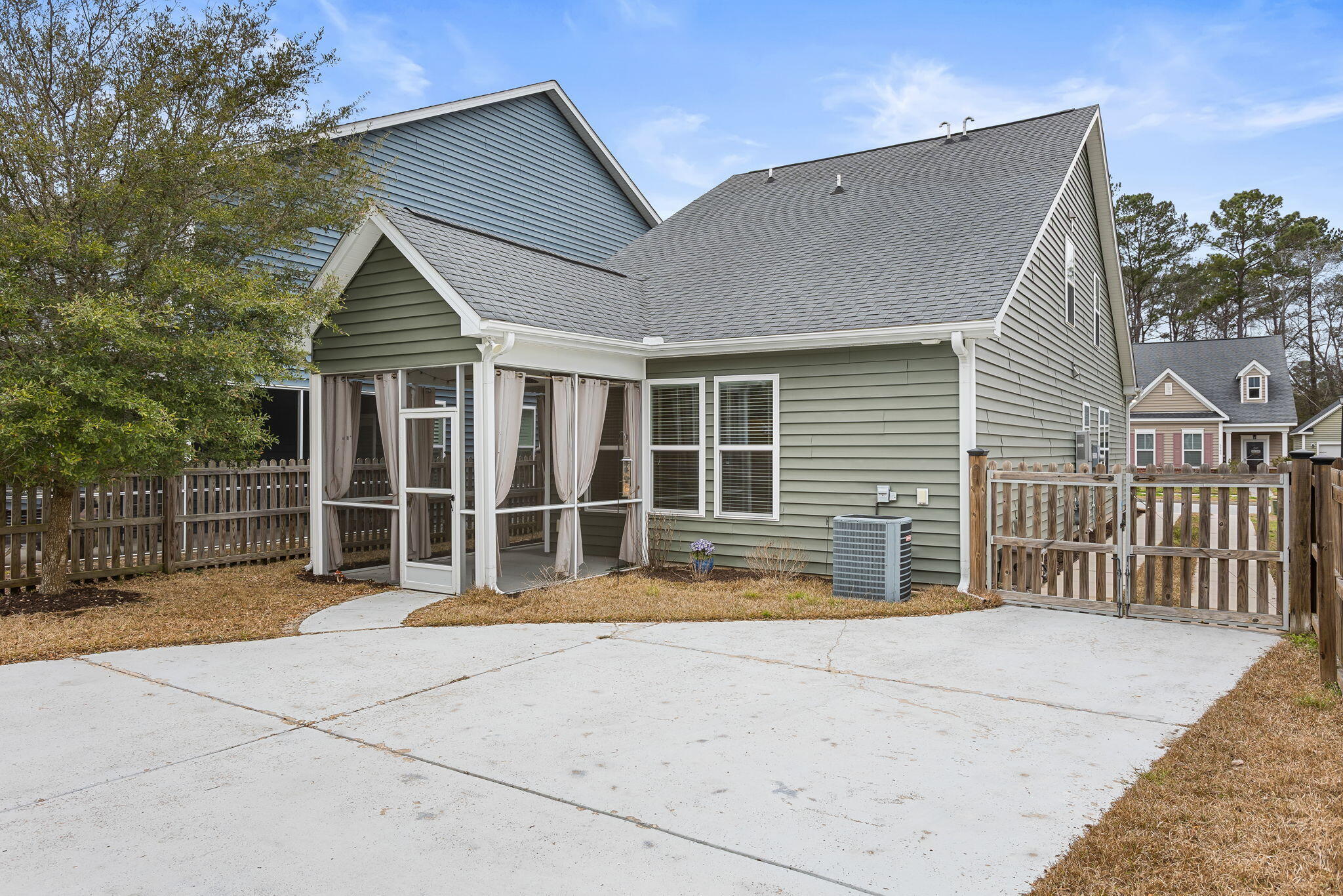 3149 Moonlight Drive
