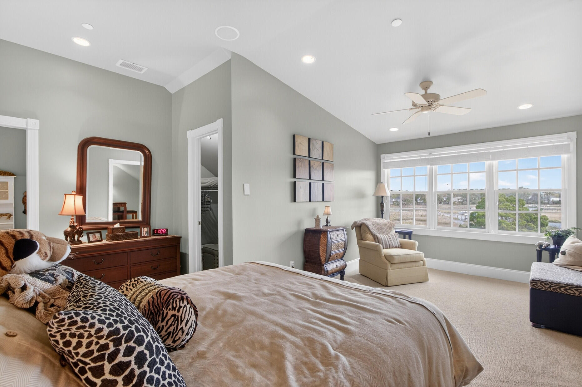 2380 Darts Cove Way