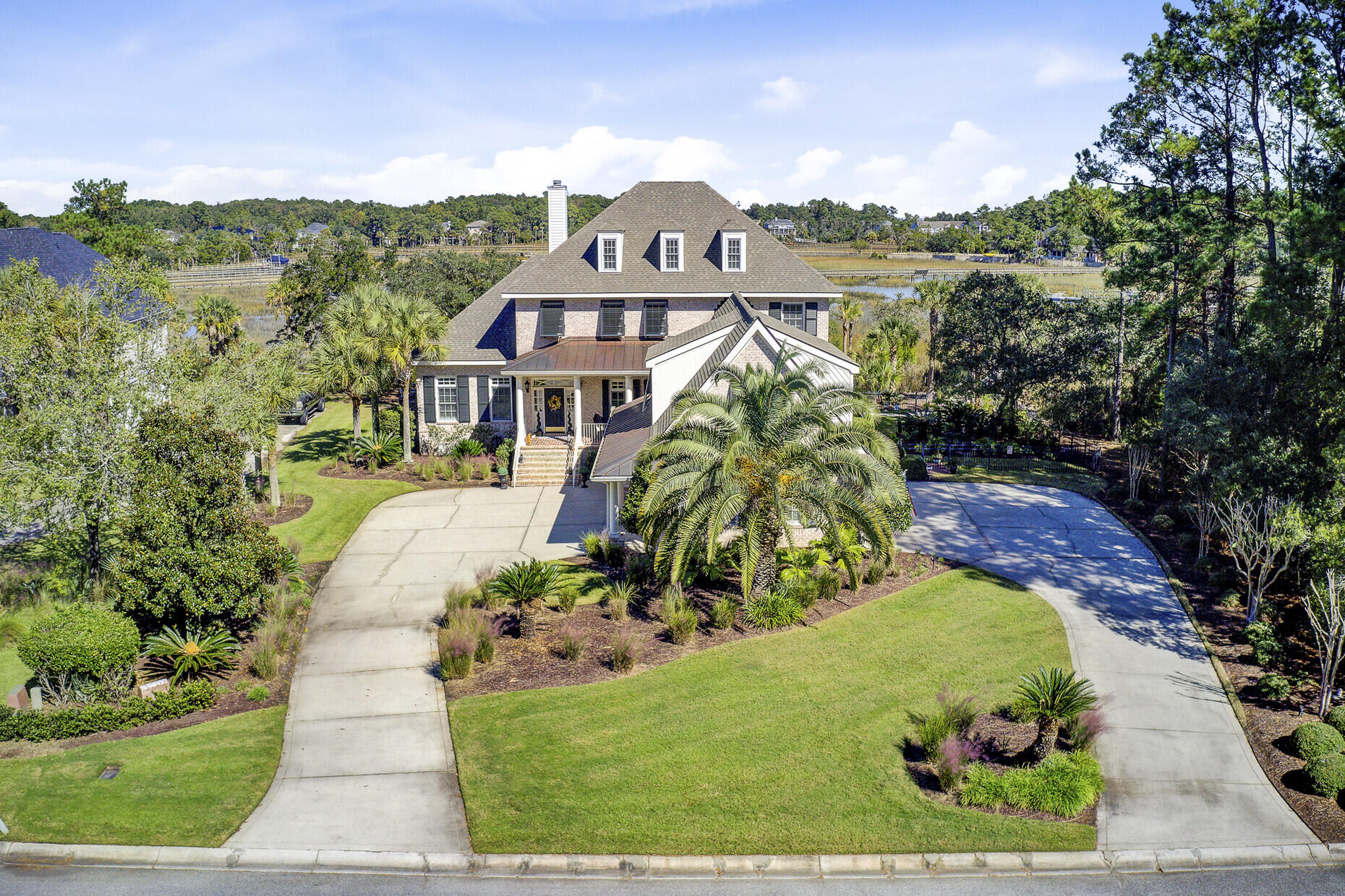2380 Darts Cove Way