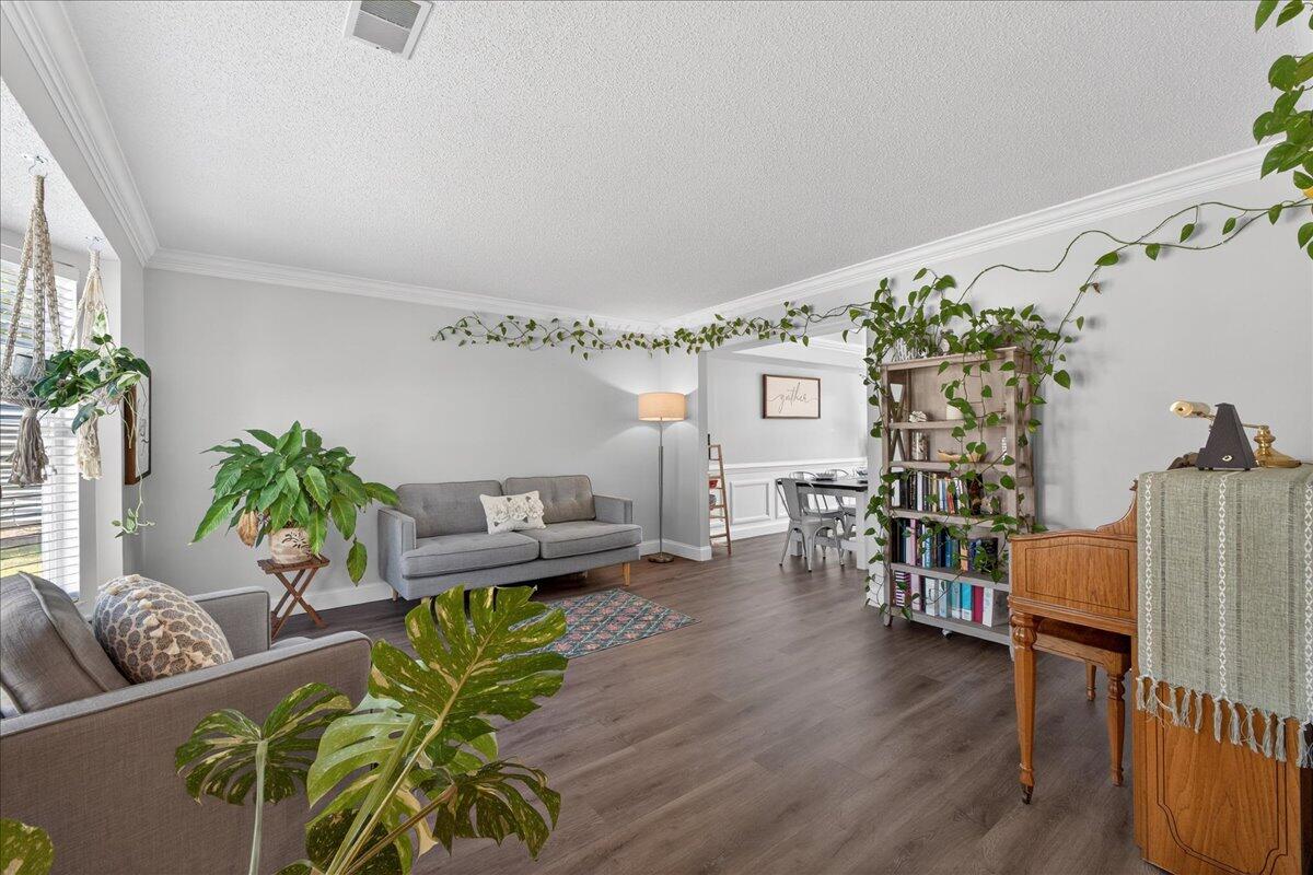 95 Blairmore Drive