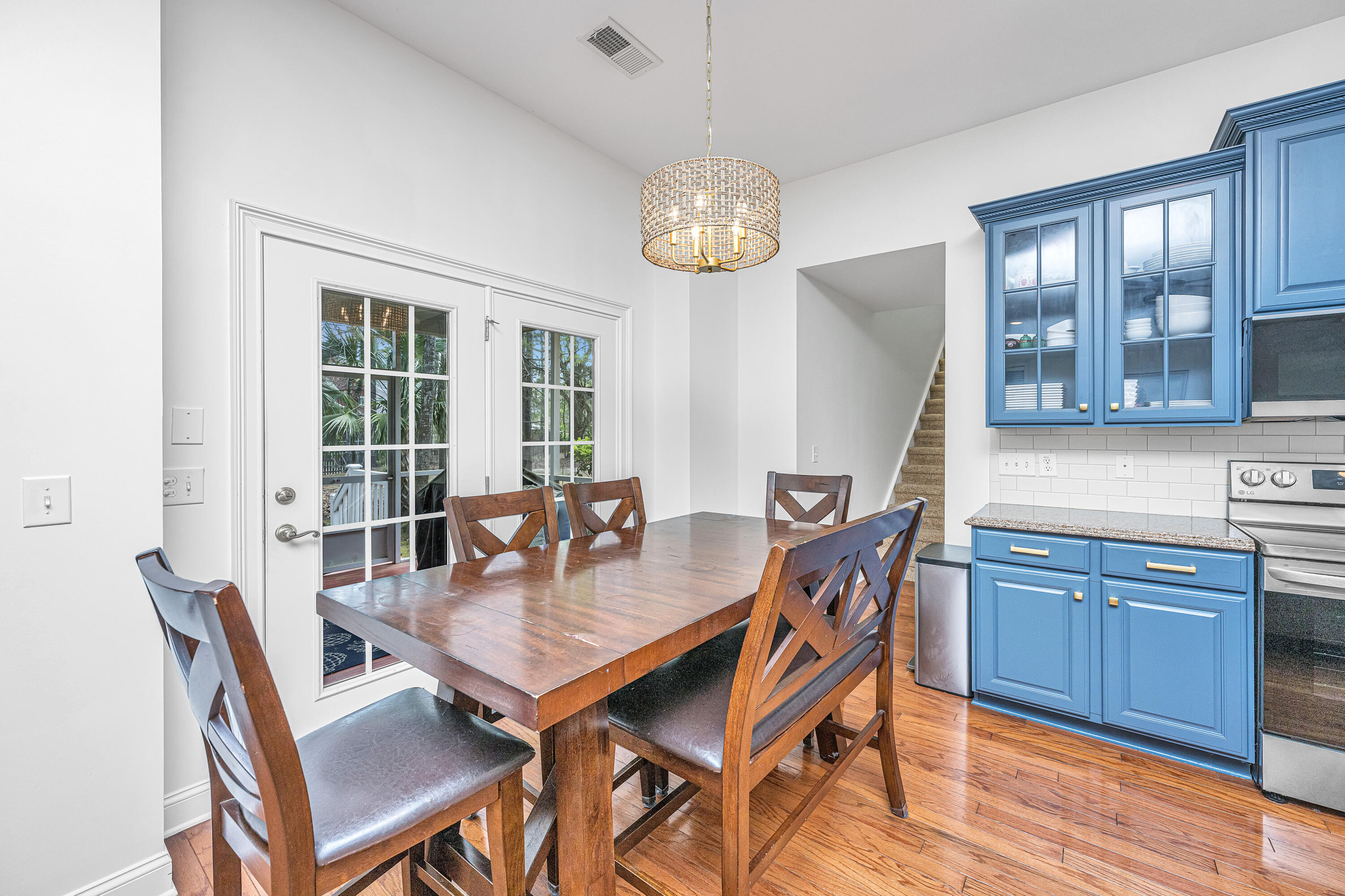 1903 Hall Point Road