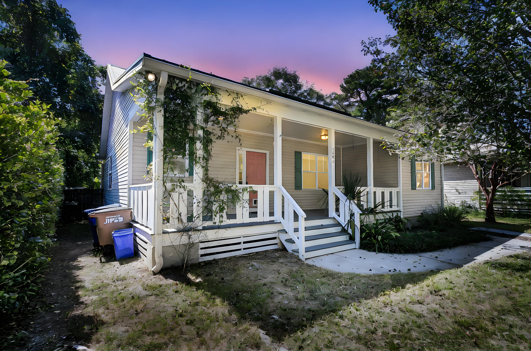 1493 Little Rock Boulevard