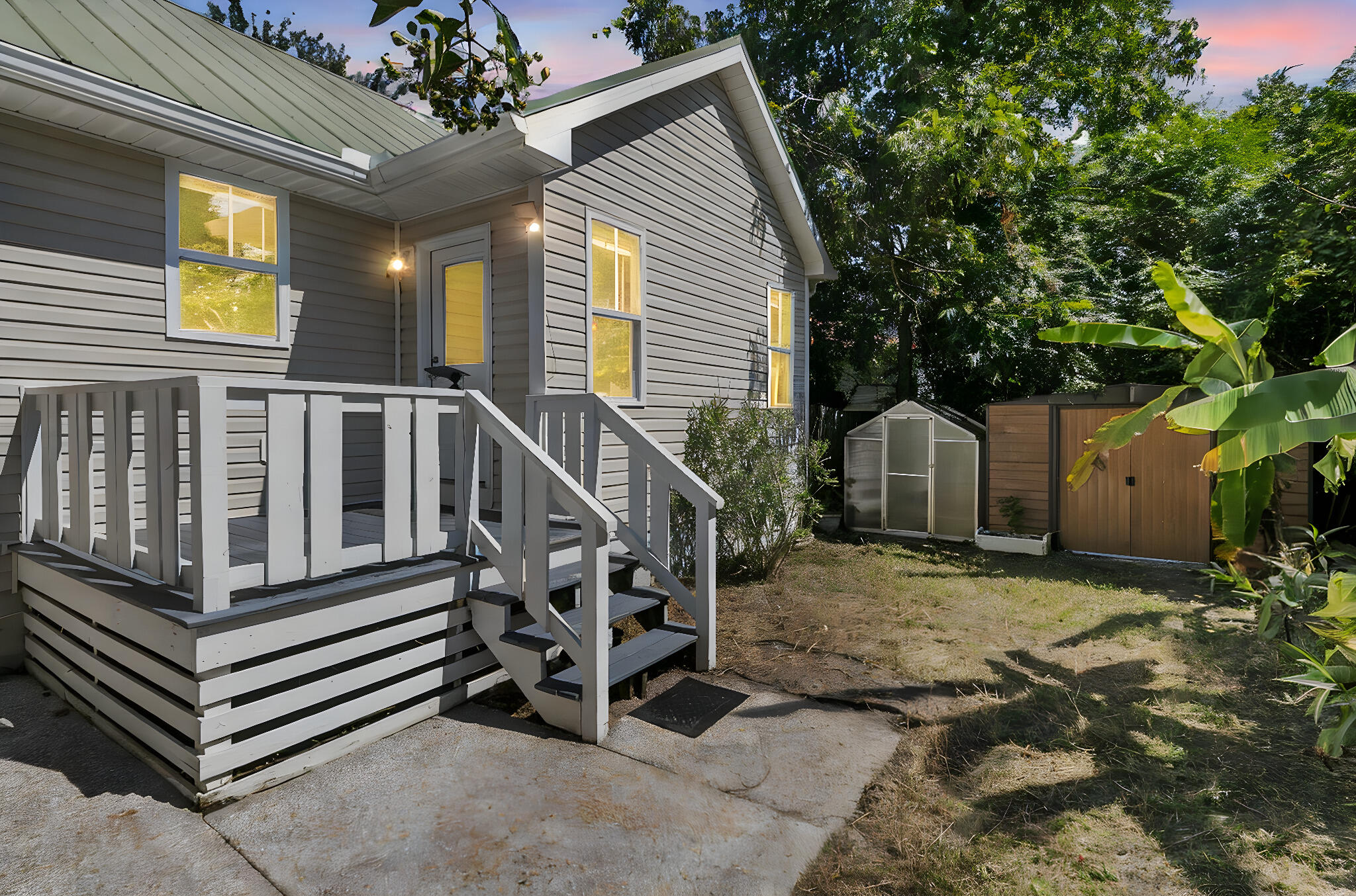 1493 Little Rock Boulevard