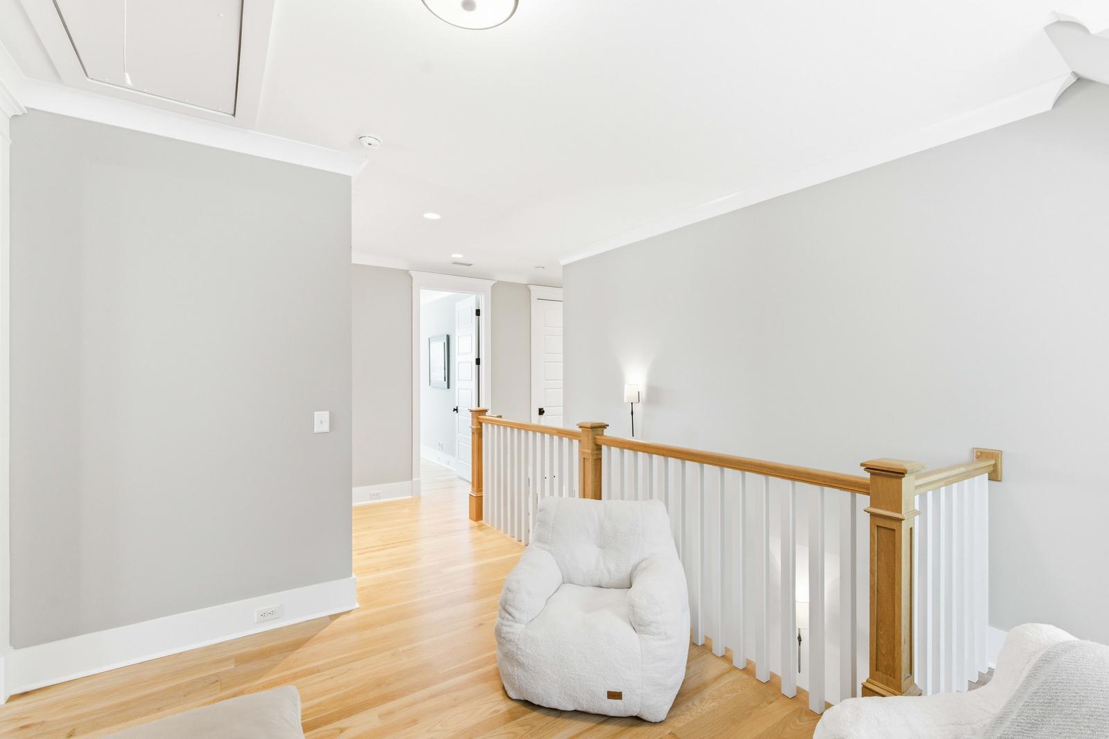 7539 Ladys Secret Lane