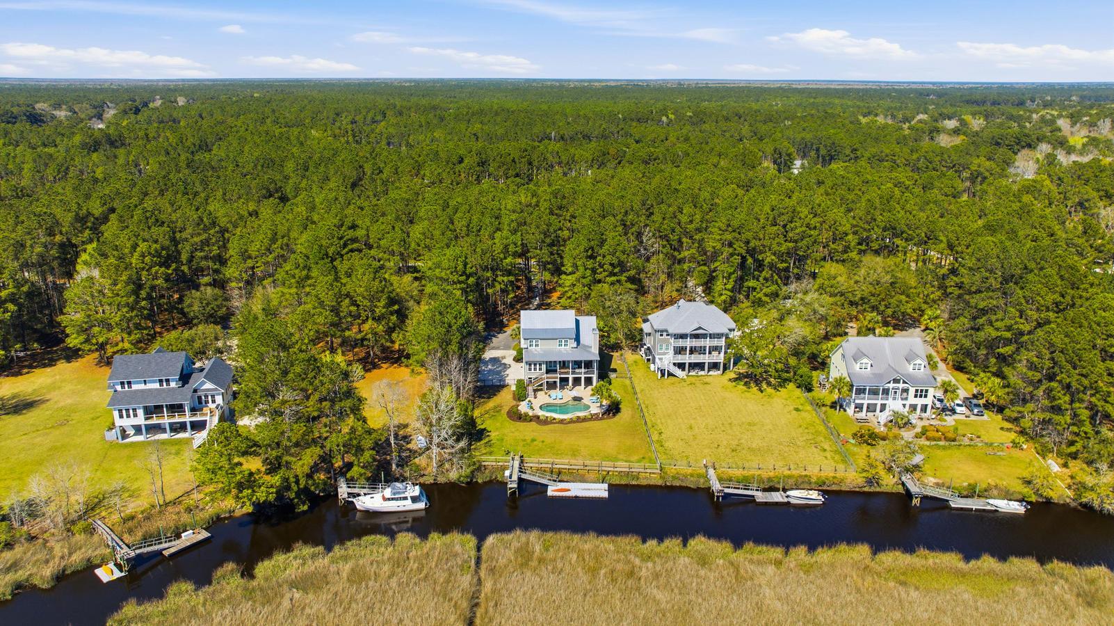 7539 Ladys Secret Lane