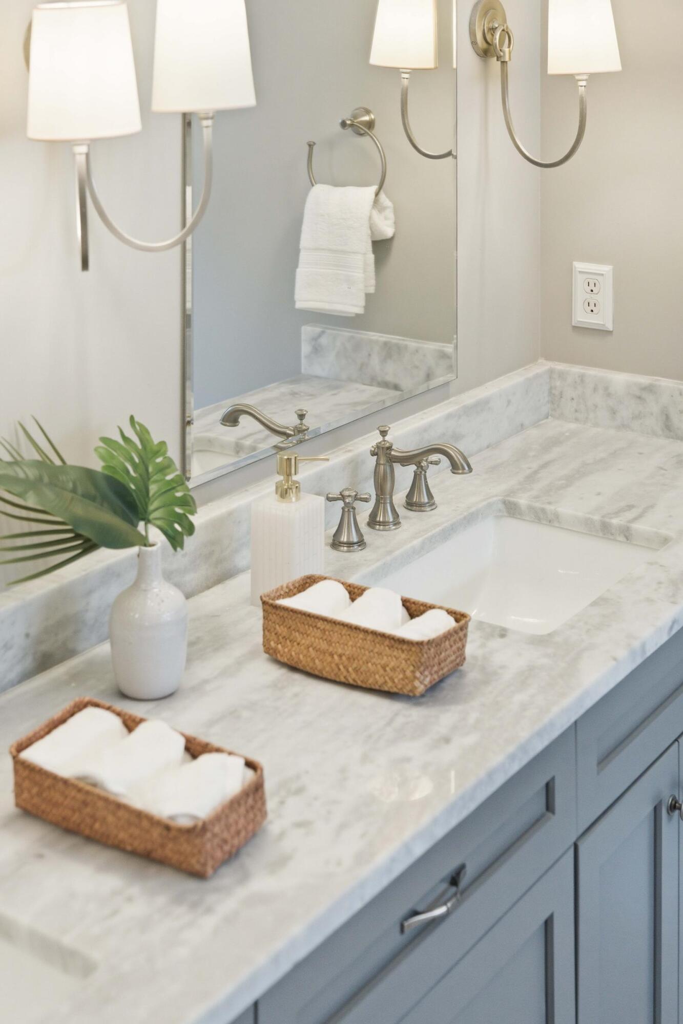 7539 Ladys Secret Lane