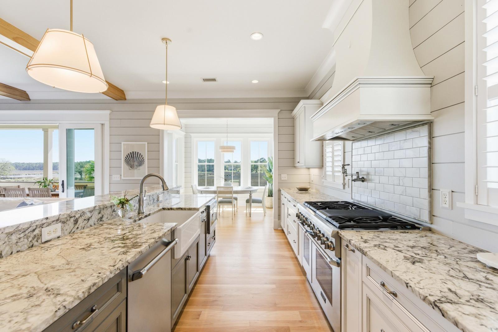 7539 Ladys Secret Lane