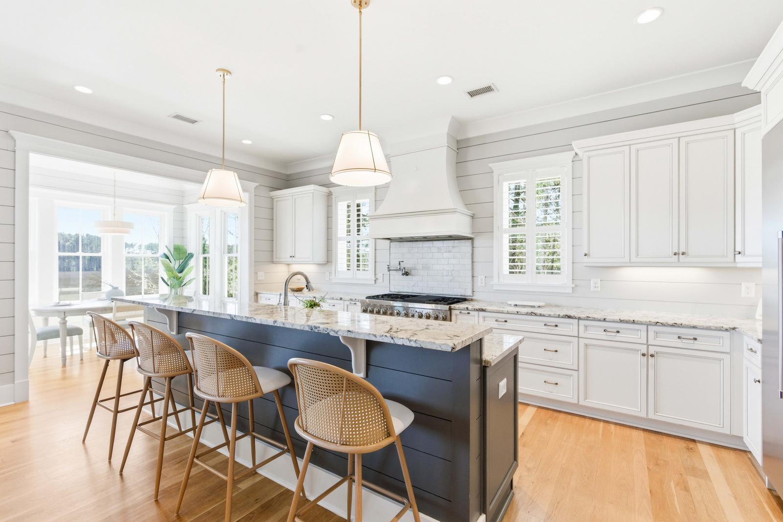 7539 Ladys Secret Lane