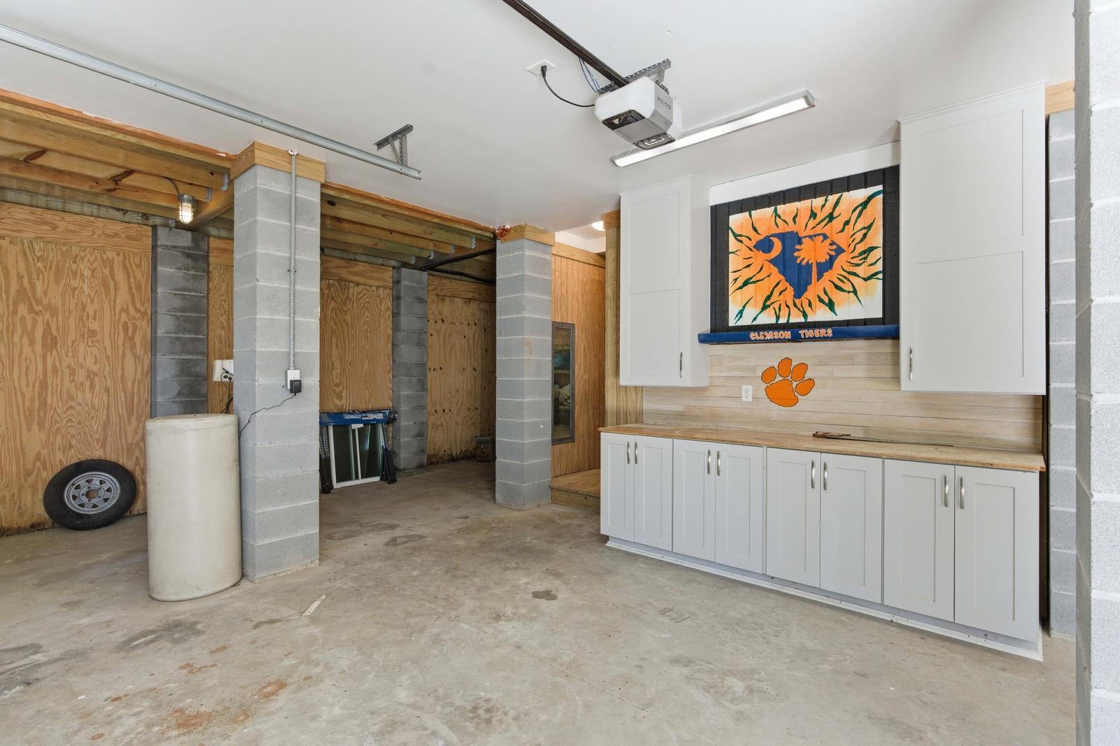 7539 Ladys Secret Lane