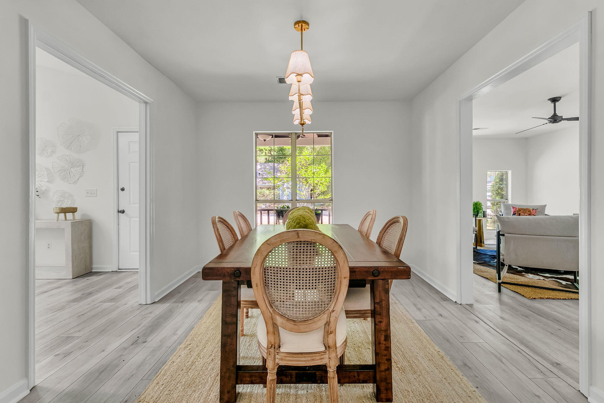1252 Llewellyn Road