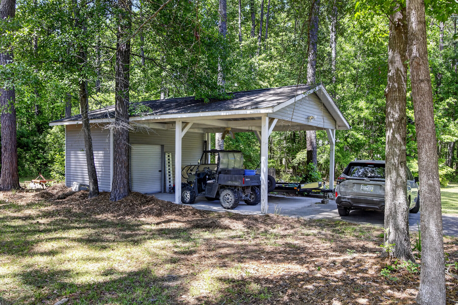 7246 Highway 165