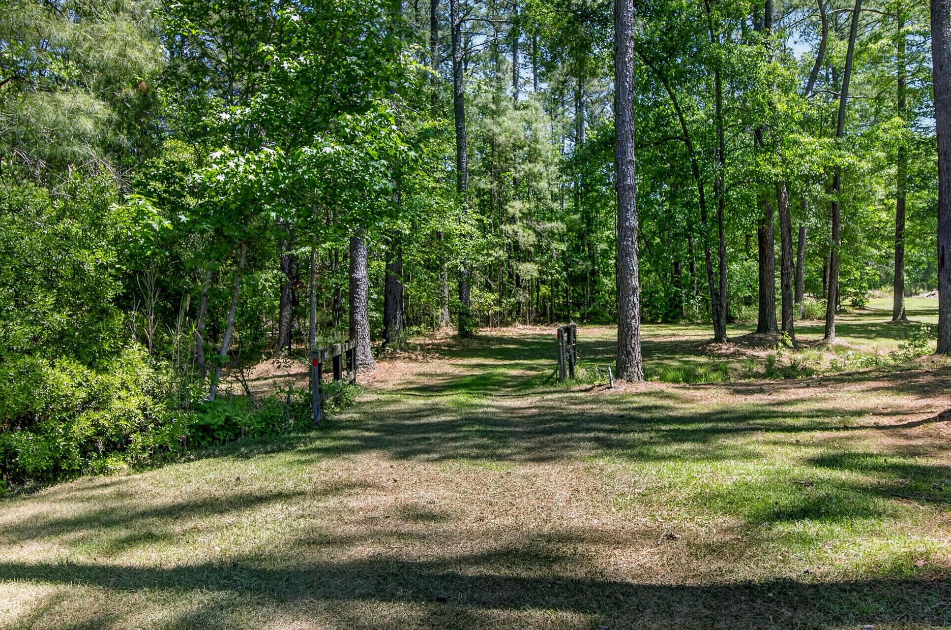 7246 Highway 165