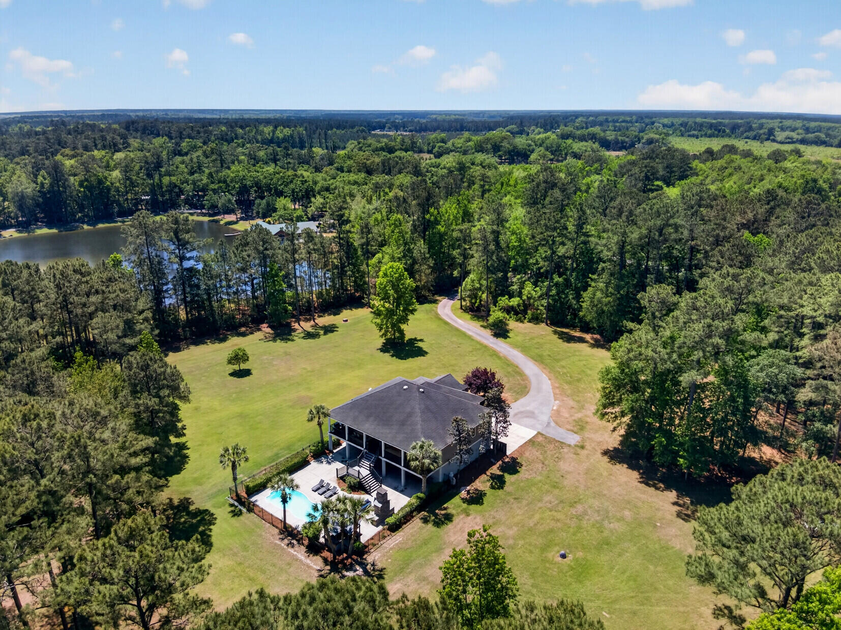 7246 Highway 165
