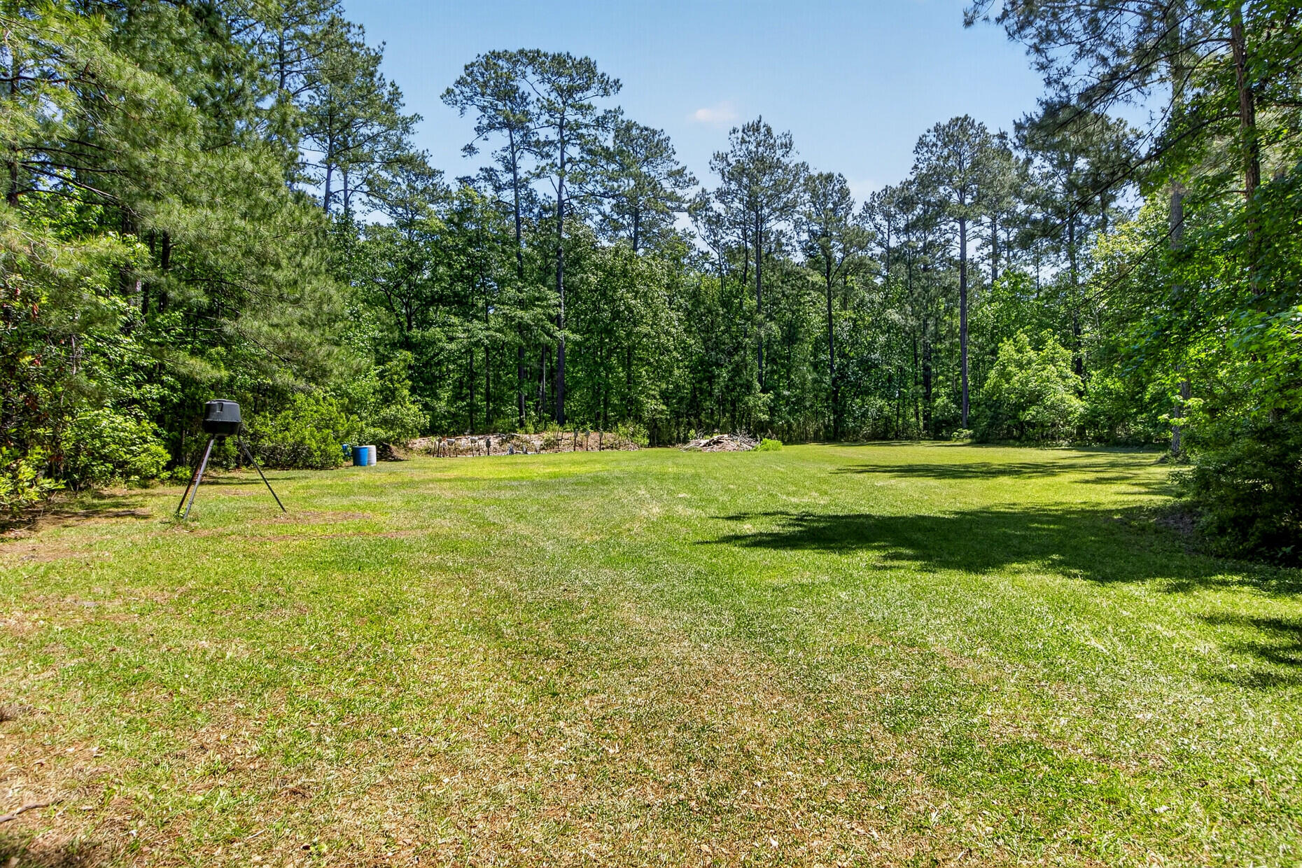7246 Highway 165